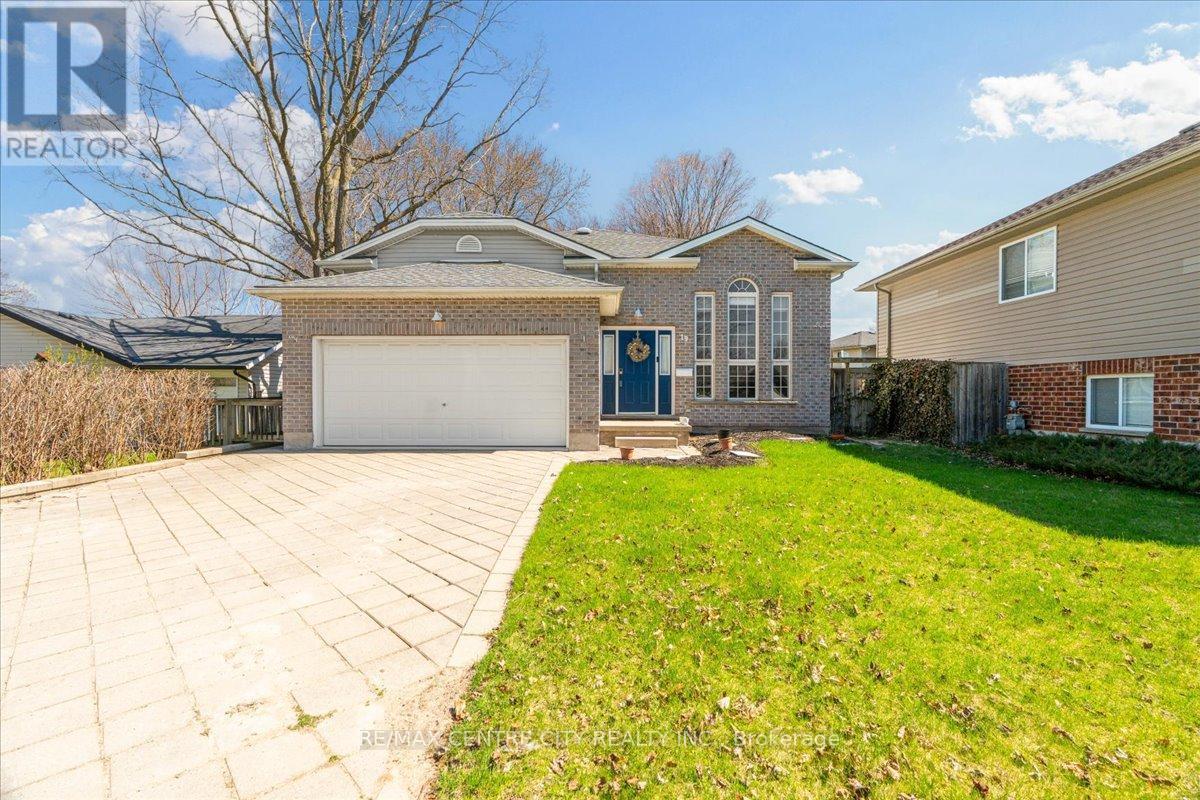 19 Dell Drive, Strathroy-Caradoc (Sw), ON - Outdoor