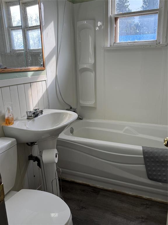 315 2Nd Avenue, Swan River, MB - Indoor Photo Showing Bathroom