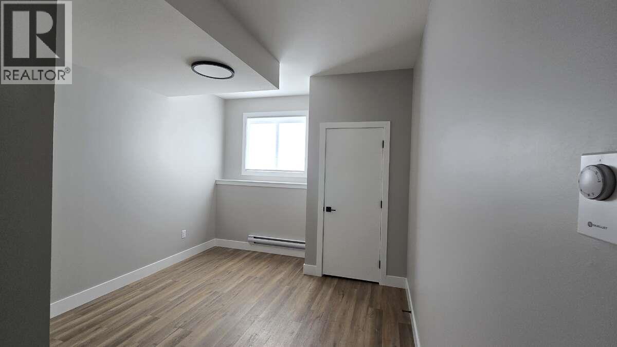 2852 Canyon Crest Drive, West Kelowna, BC - Indoor Photo Showing Other Room