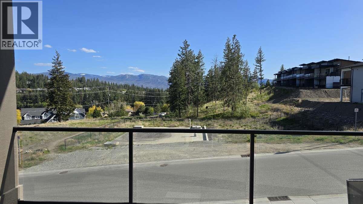 2852 Canyon Crest Drive, West Kelowna, BC - Outdoor With View