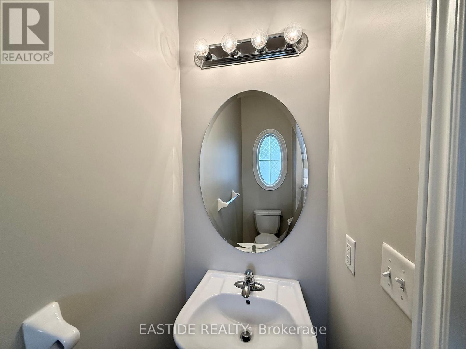 116 Finegan Circle, Brampton, ON - Indoor Photo Showing Bathroom