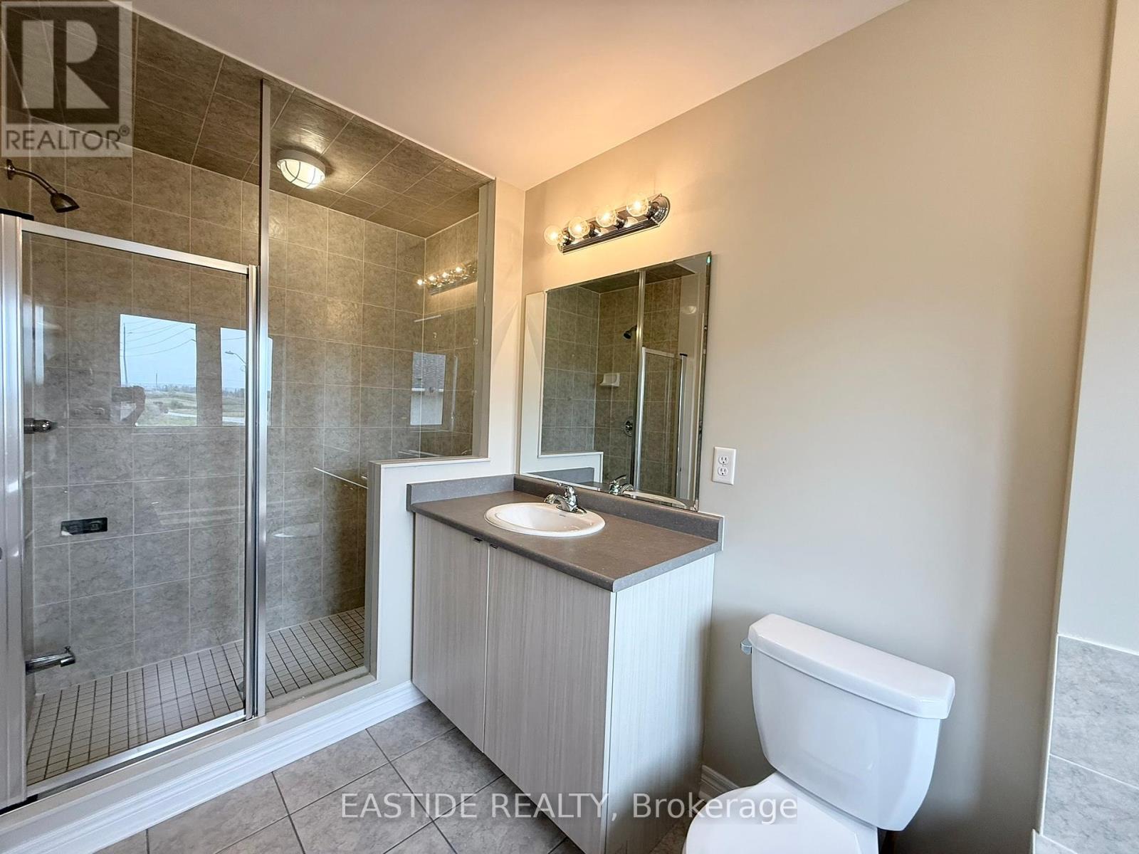 116 Finegan Circle, Brampton, ON - Indoor Photo Showing Bathroom