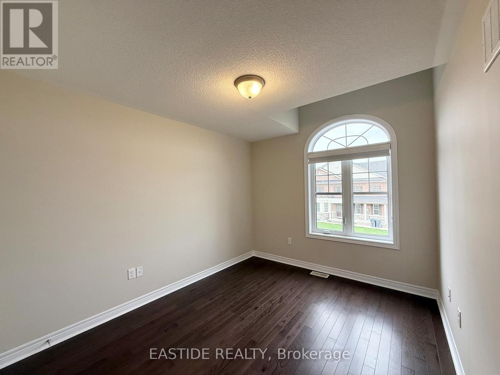 116 Finegan Circle, Brampton, ON - Indoor Photo Showing Other Room