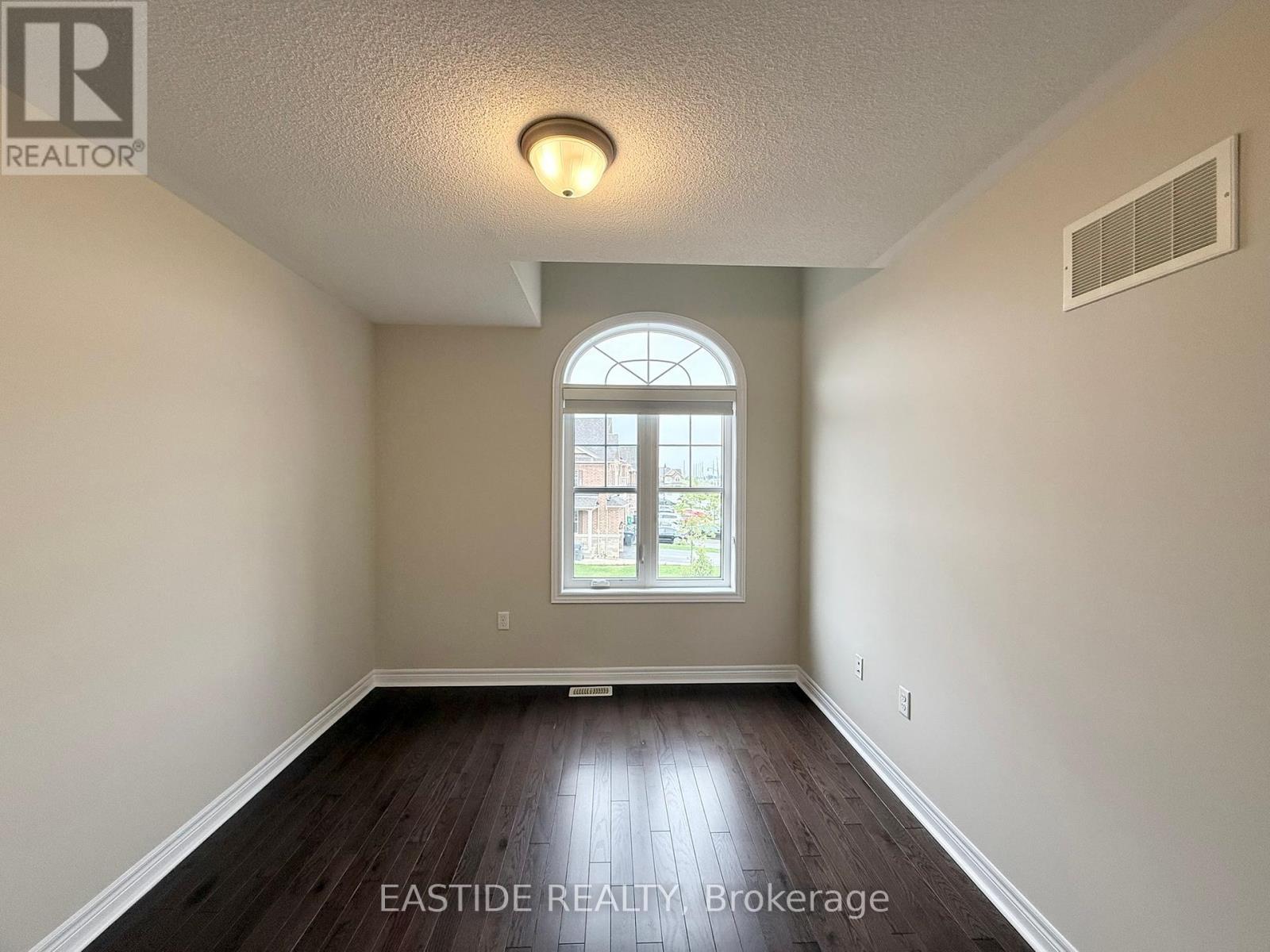 116 Finegan Circle, Brampton, ON - Indoor Photo Showing Other Room