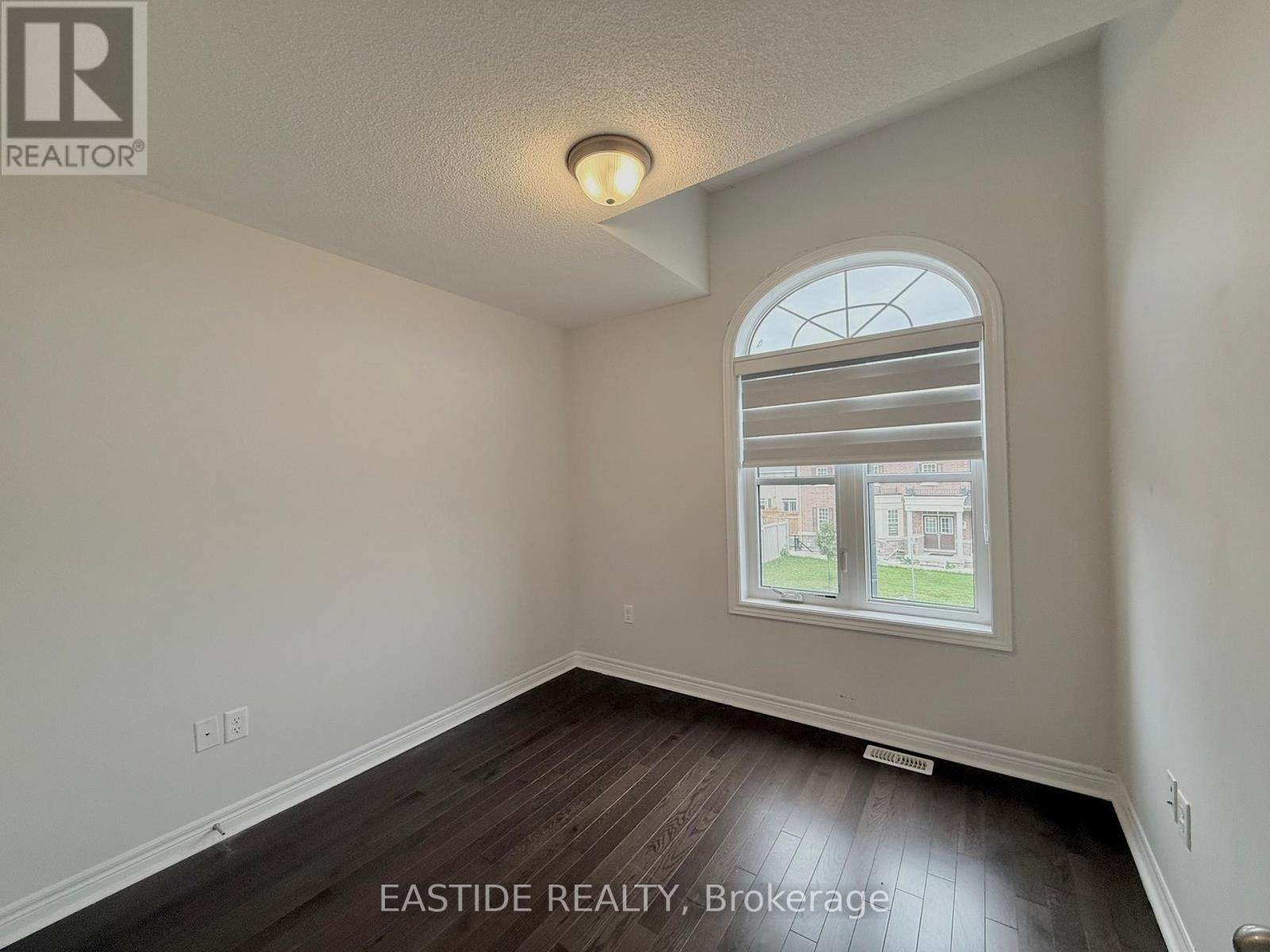 118 Finegan Circle, Brampton, ON - Indoor Photo Showing Other Room