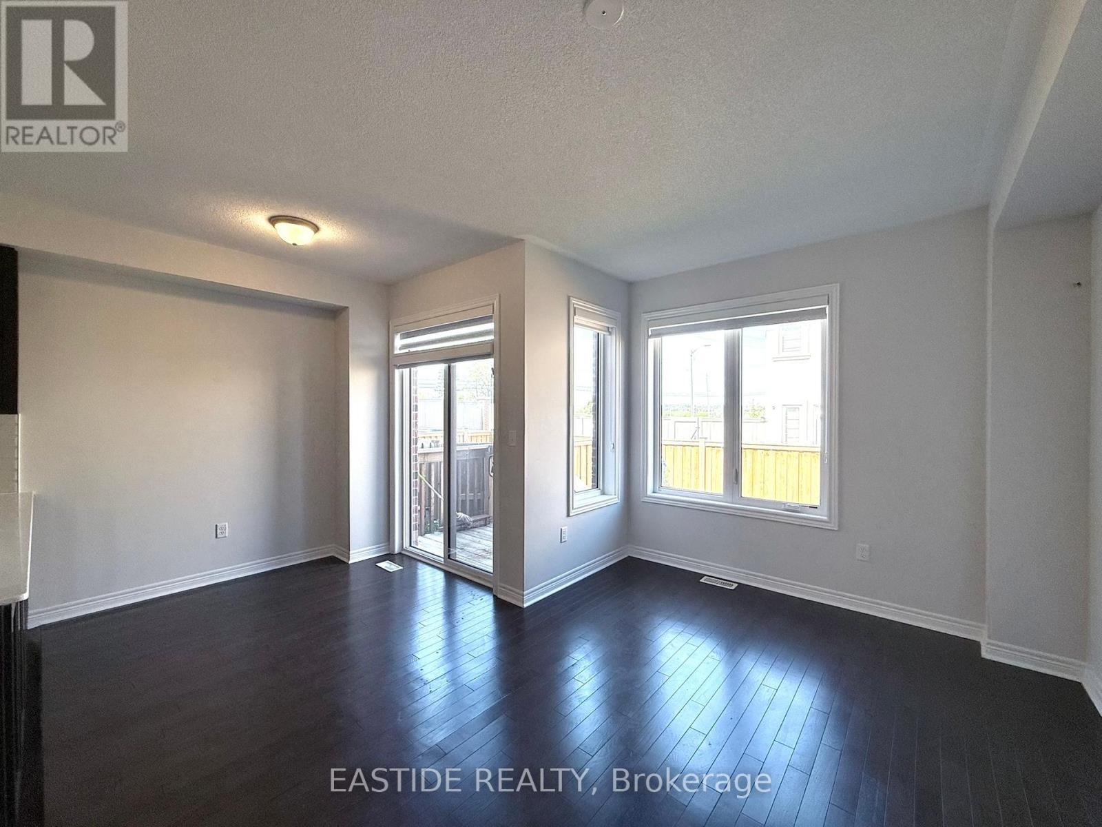 118 Finegan Circle, Brampton, ON - Indoor Photo Showing Other Room