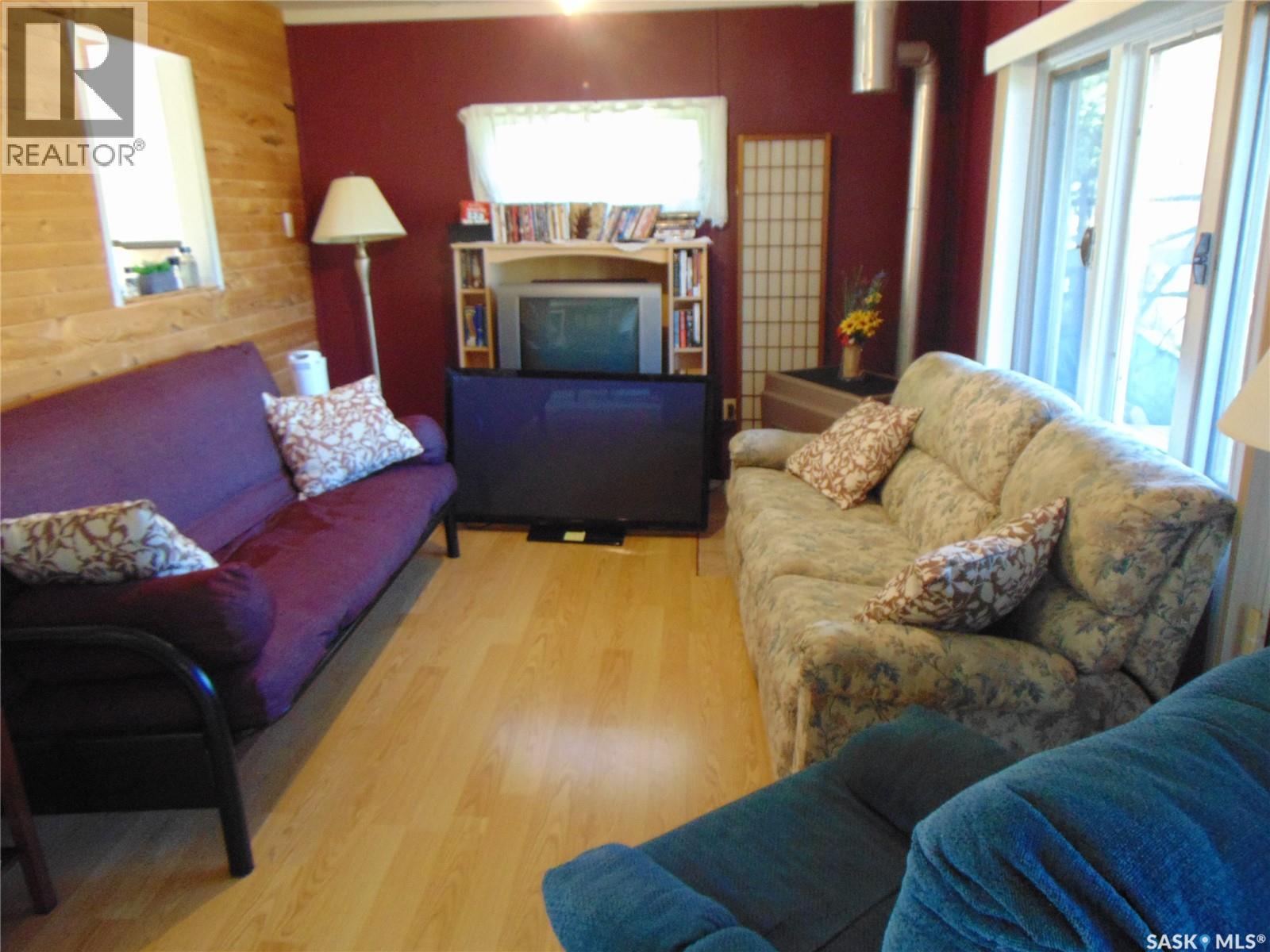 113 Foster Street, Lakeland Rm No. 521, SK - Indoor Photo Showing Living Room With Fireplace