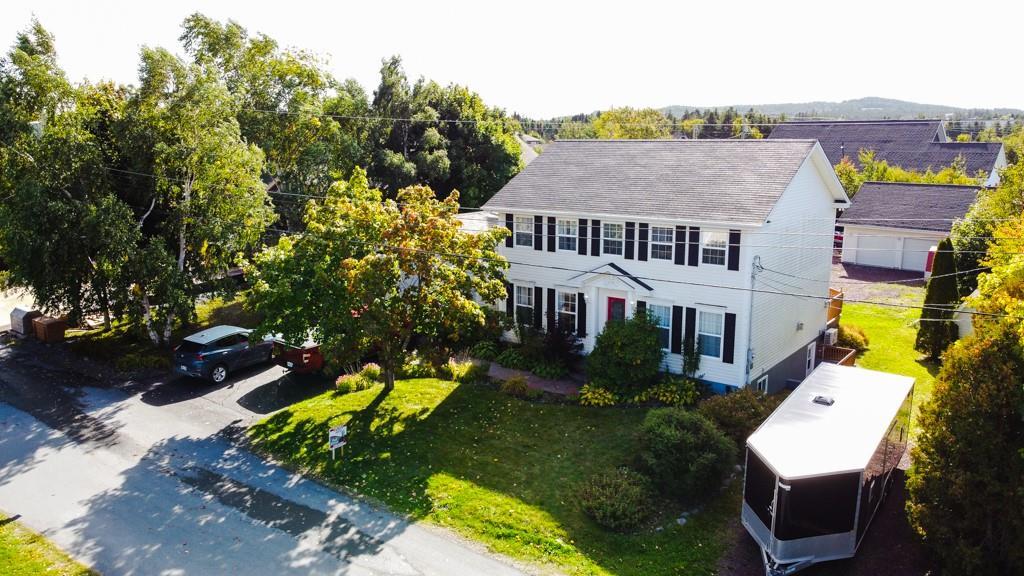 16 Heneys Pond Road, Bay Roberts, NL