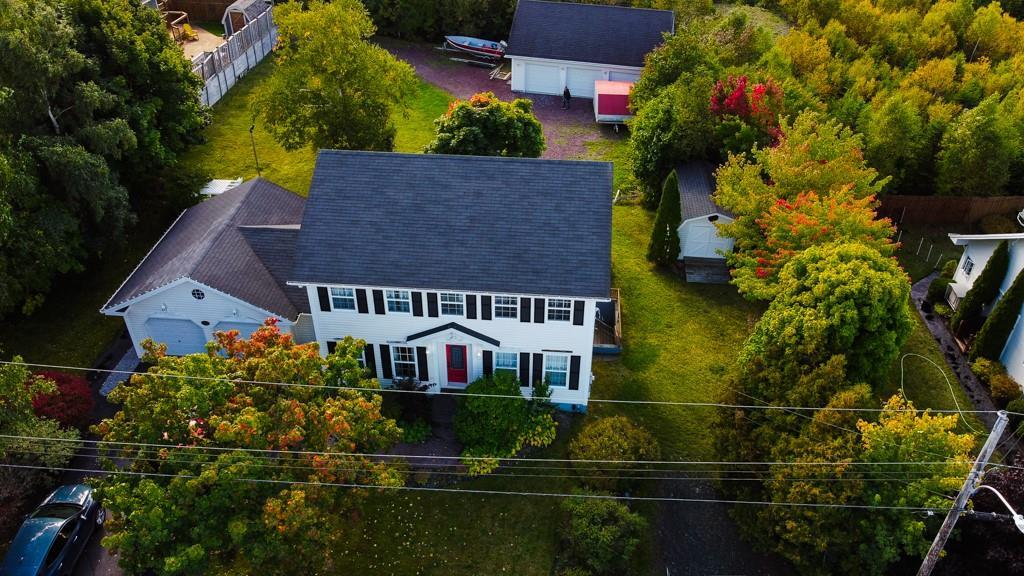 16 Heneys Pond Road, Bay Roberts, NL