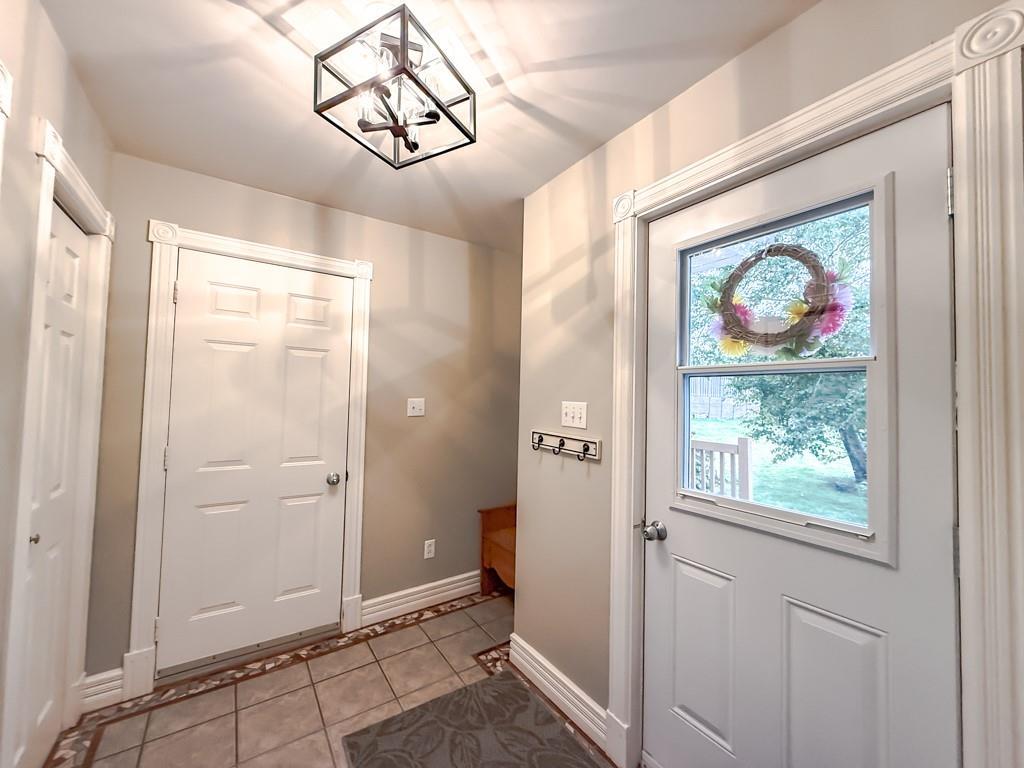 16 Heneys Pond Road, Bay Roberts, NL