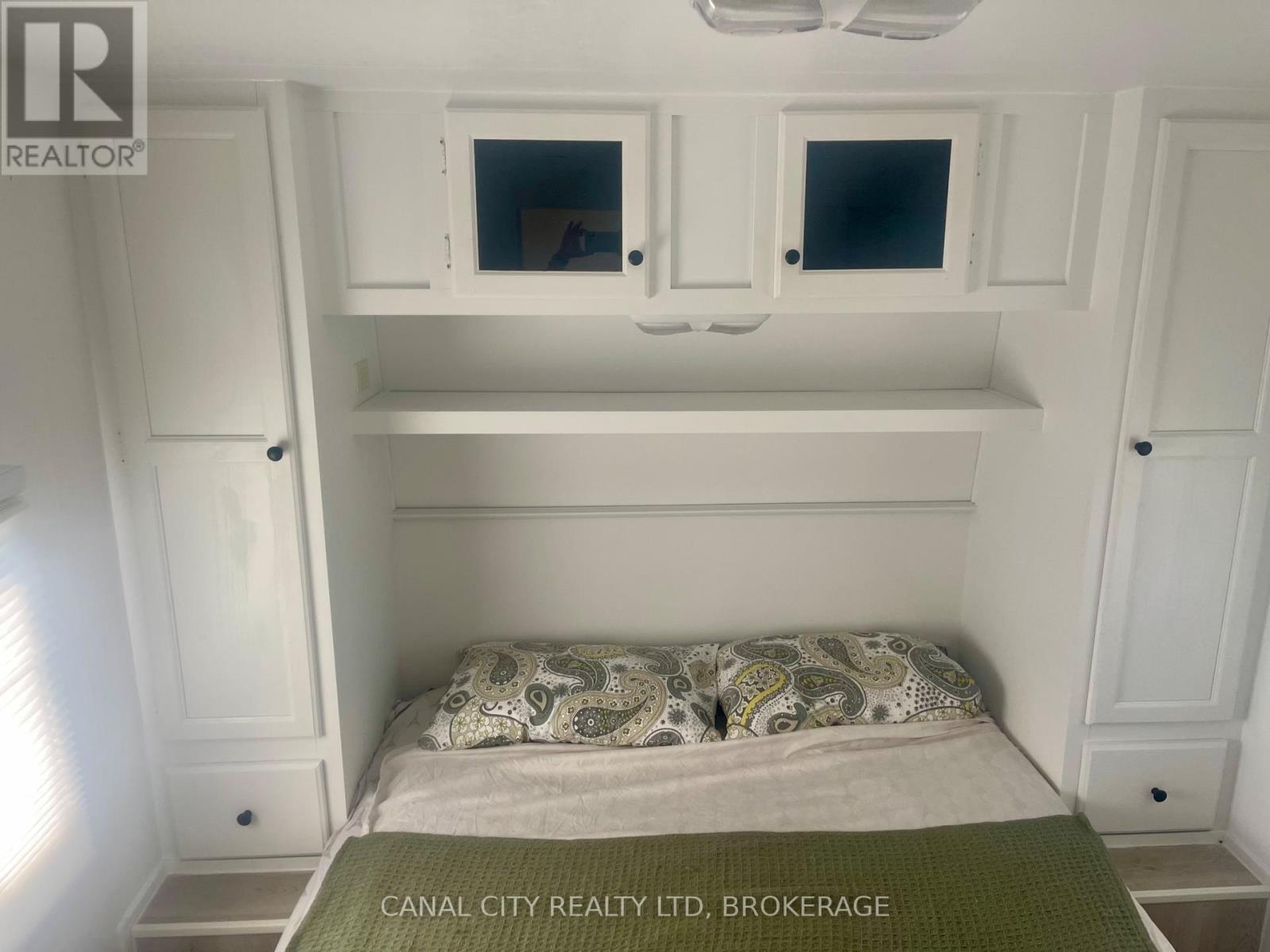 80 L - 659 Port Maitland Road, Haldimand (Dunnville), ON - Indoor Photo Showing Bedroom