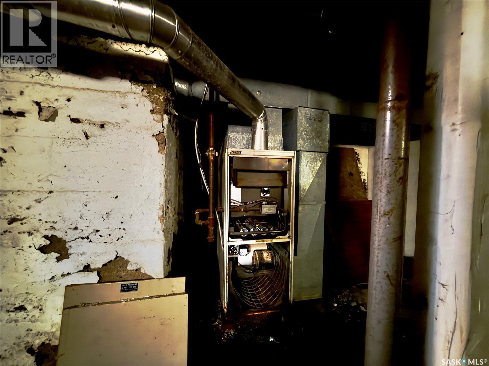 128 Railway Avenue, Margo, SK - Indoor