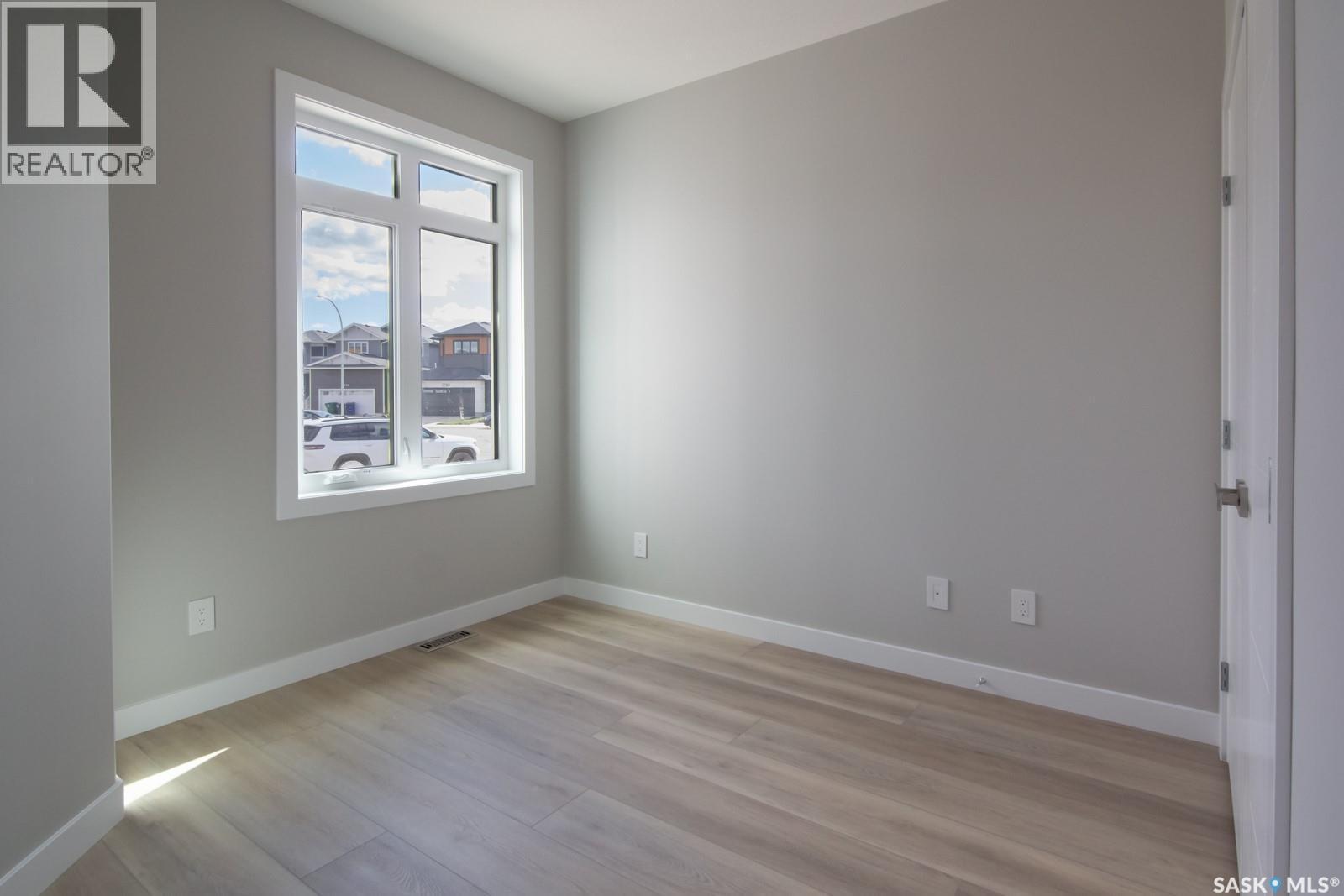 423 Sharma Crescent, Saskatoon, SK - Indoor Photo Showing Other Room
