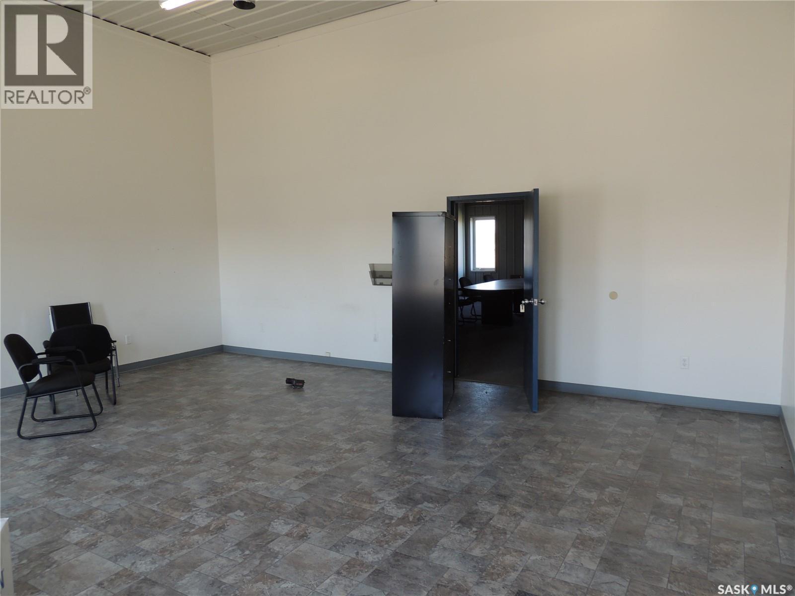 1009 6Th Street, Estevan, SK