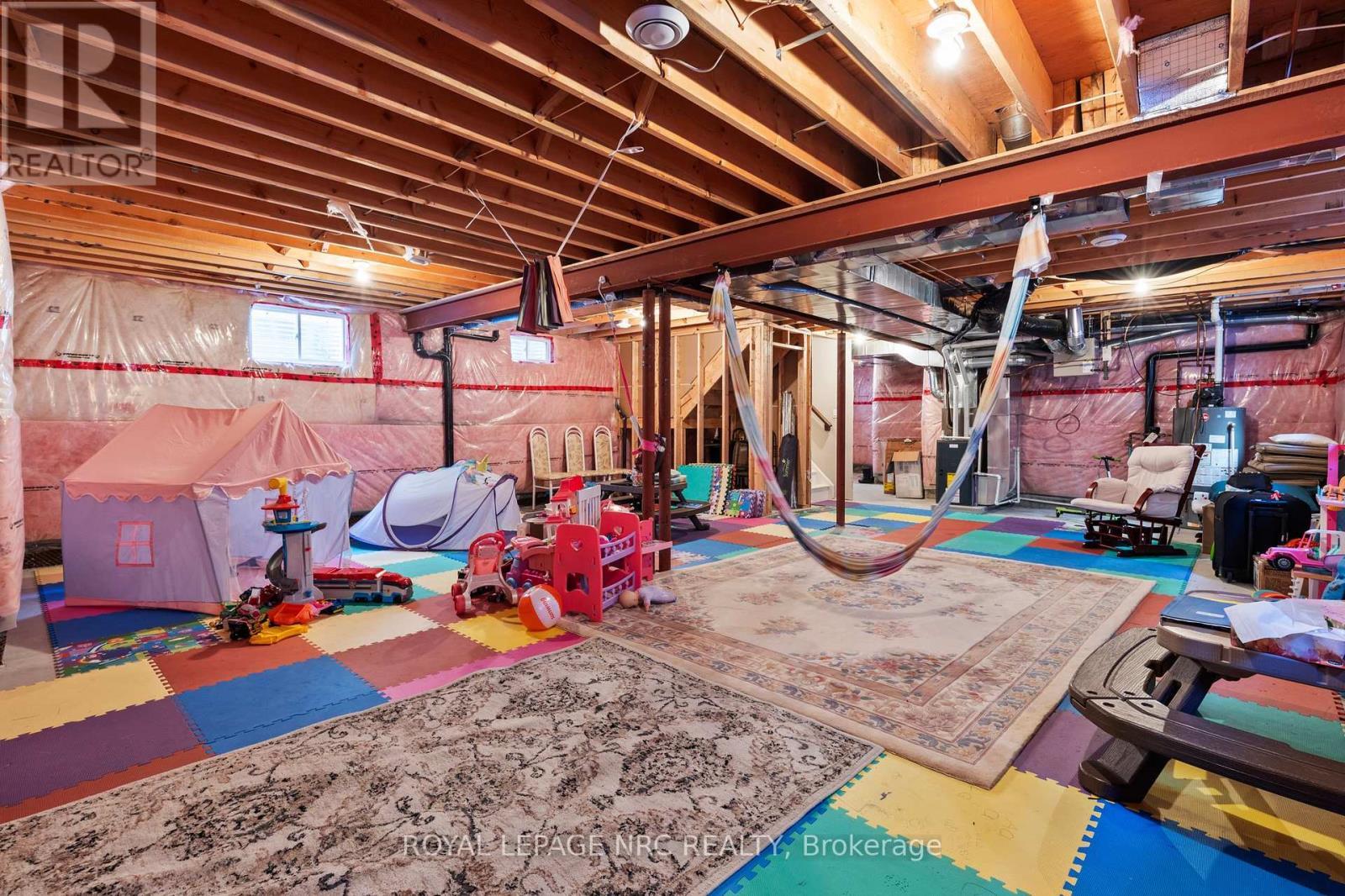 6058 Ernest Crescent, Niagara Falls, ON - Indoor Photo Showing Basement