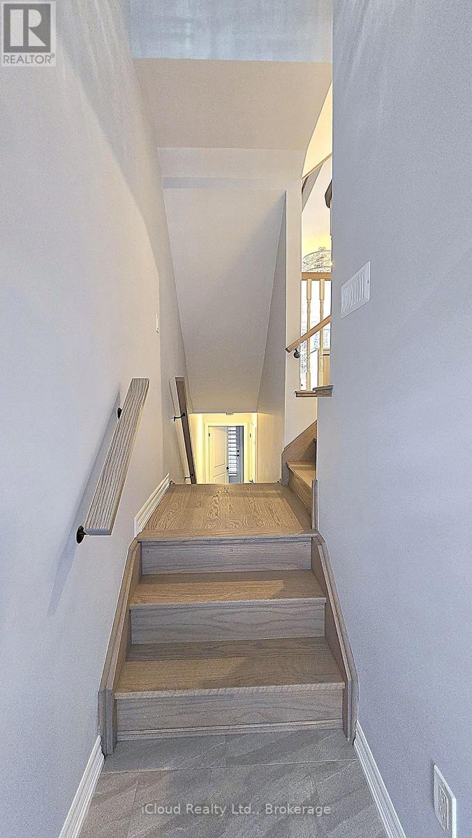 43 Mantello Drive, Toronto, ON - Indoor Photo Showing Other Room