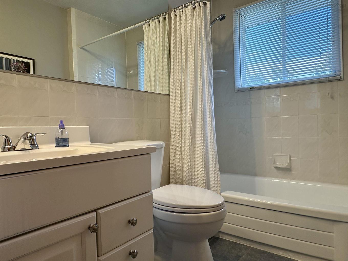 756 Forsythe Street, New Waterford, NS