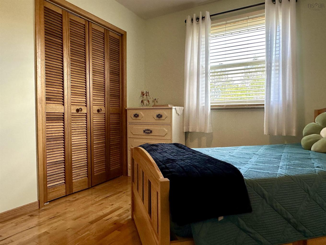 756 Forsythe Street, New Waterford, NS