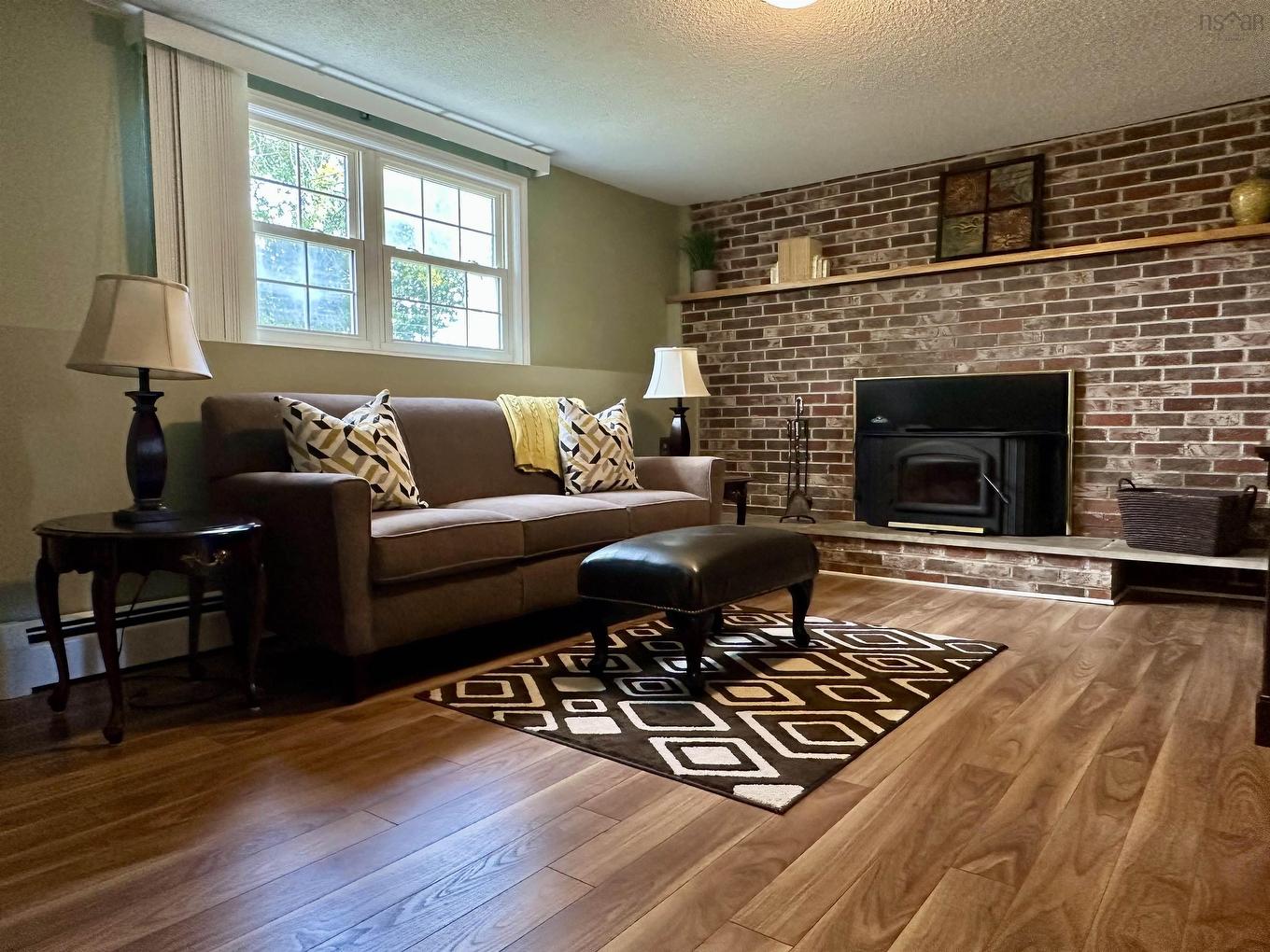 756 Forsythe Street, New Waterford, NS