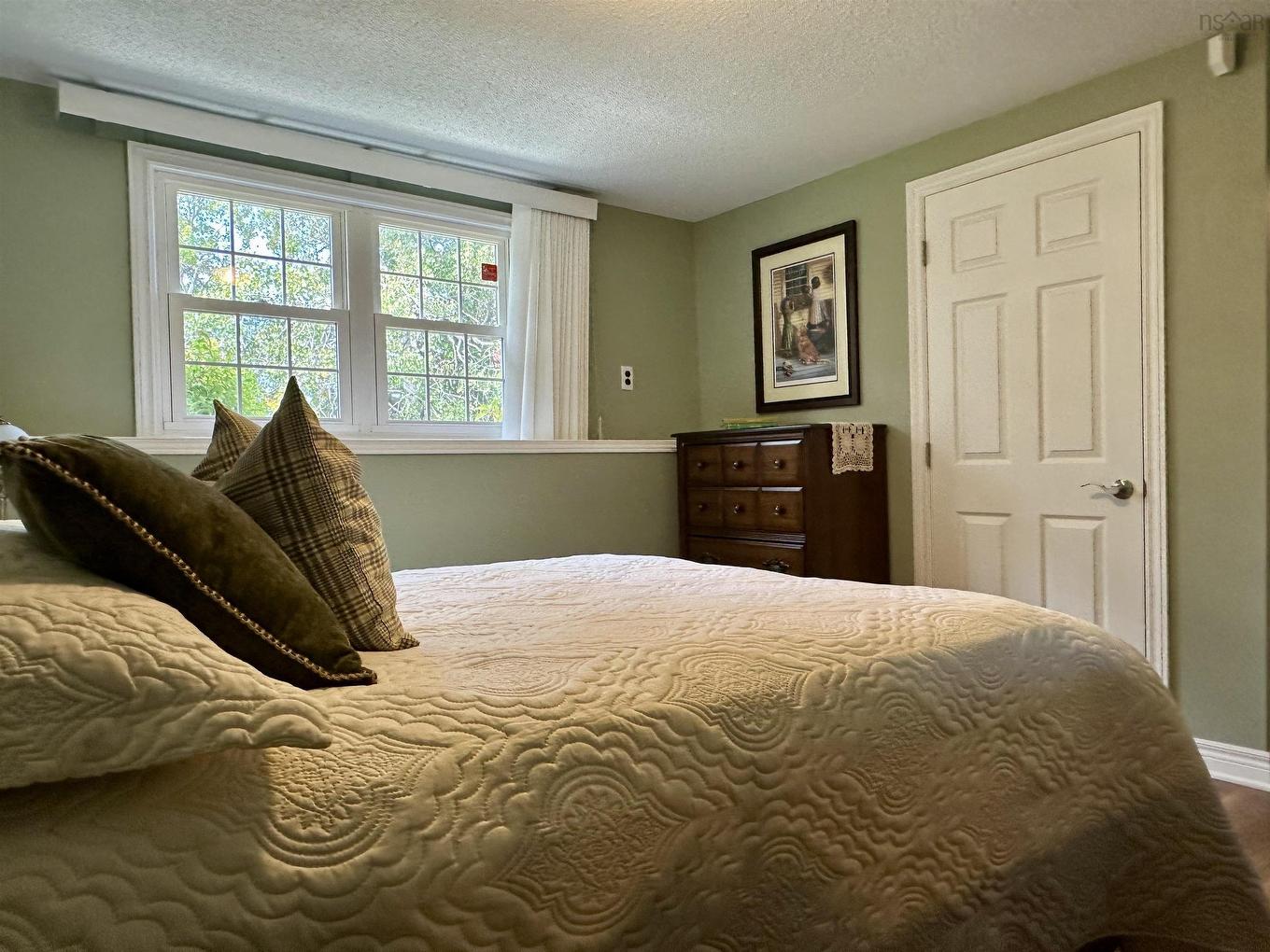 756 Forsythe Street, New Waterford, NS