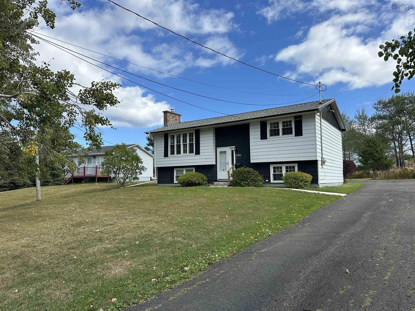 756 Forsythe Street, New Waterford, NS