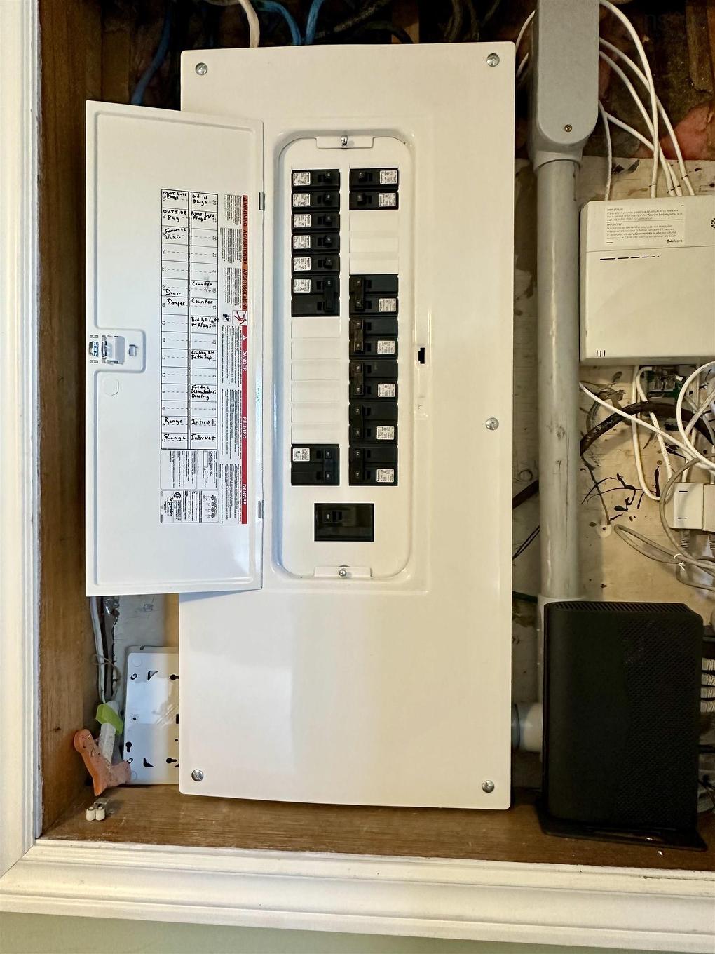 756 Forsythe Street, New Waterford, NS