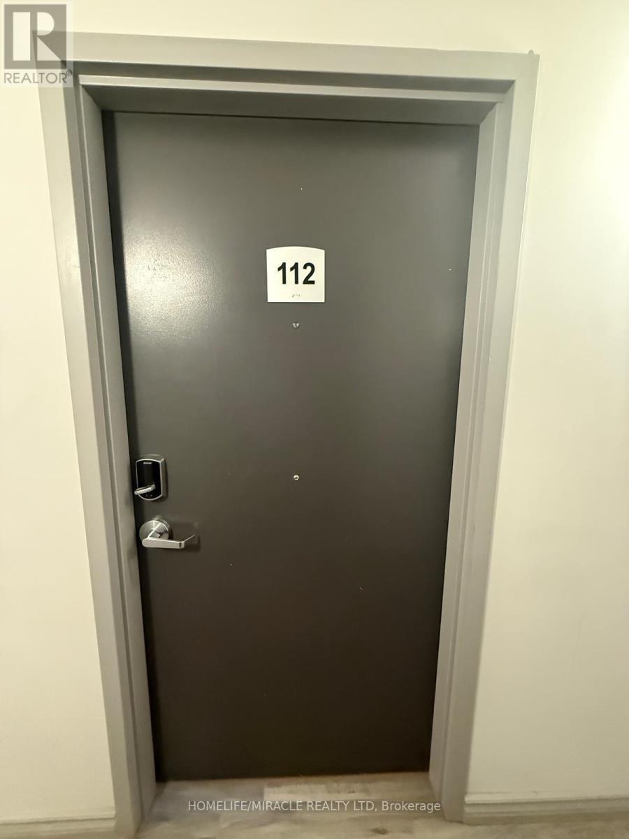 B - 112 - 275 Larch Street, Waterloo, ON - Indoor Photo Showing Other Room