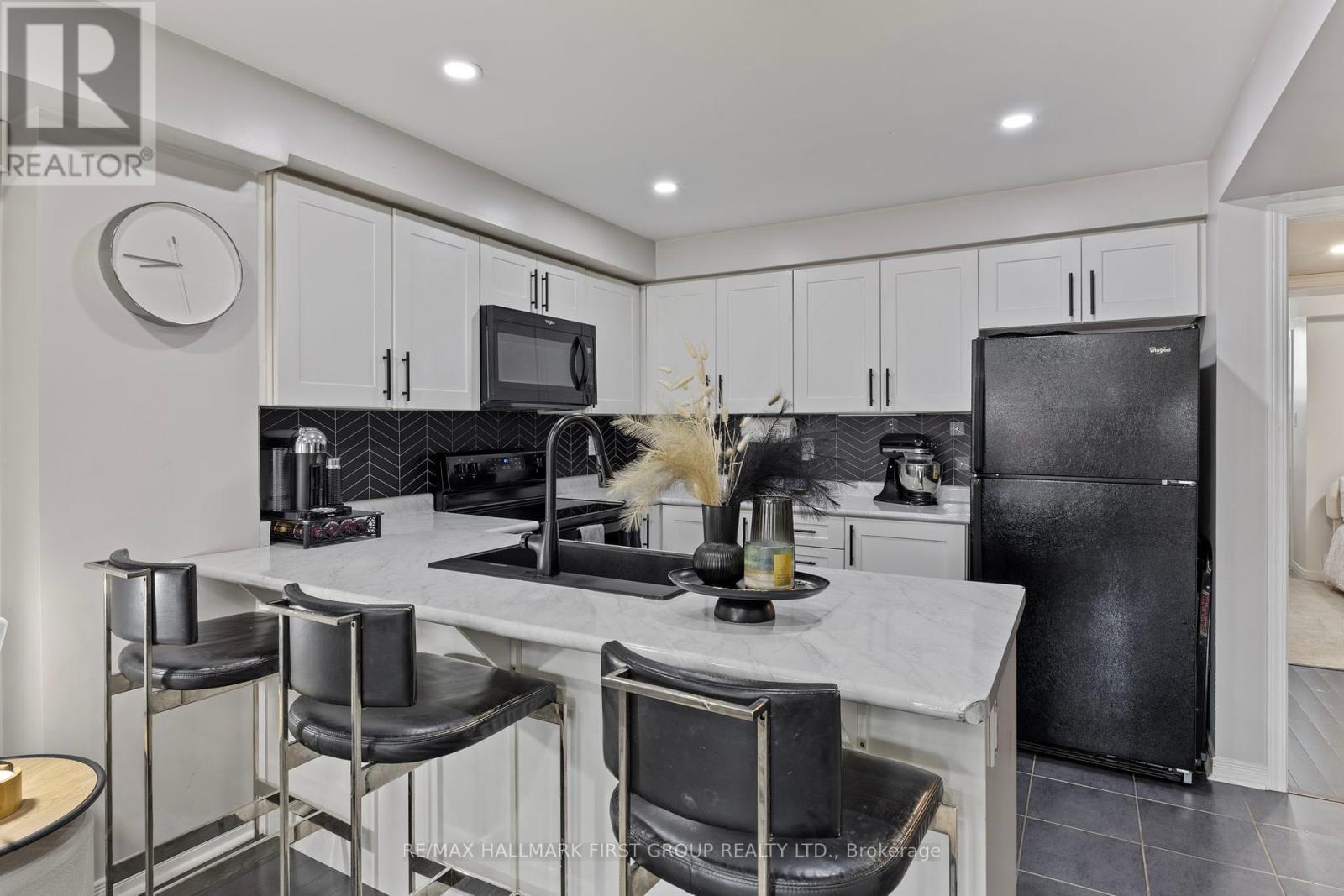 70 Abela Lane, Ajax, ON - Indoor