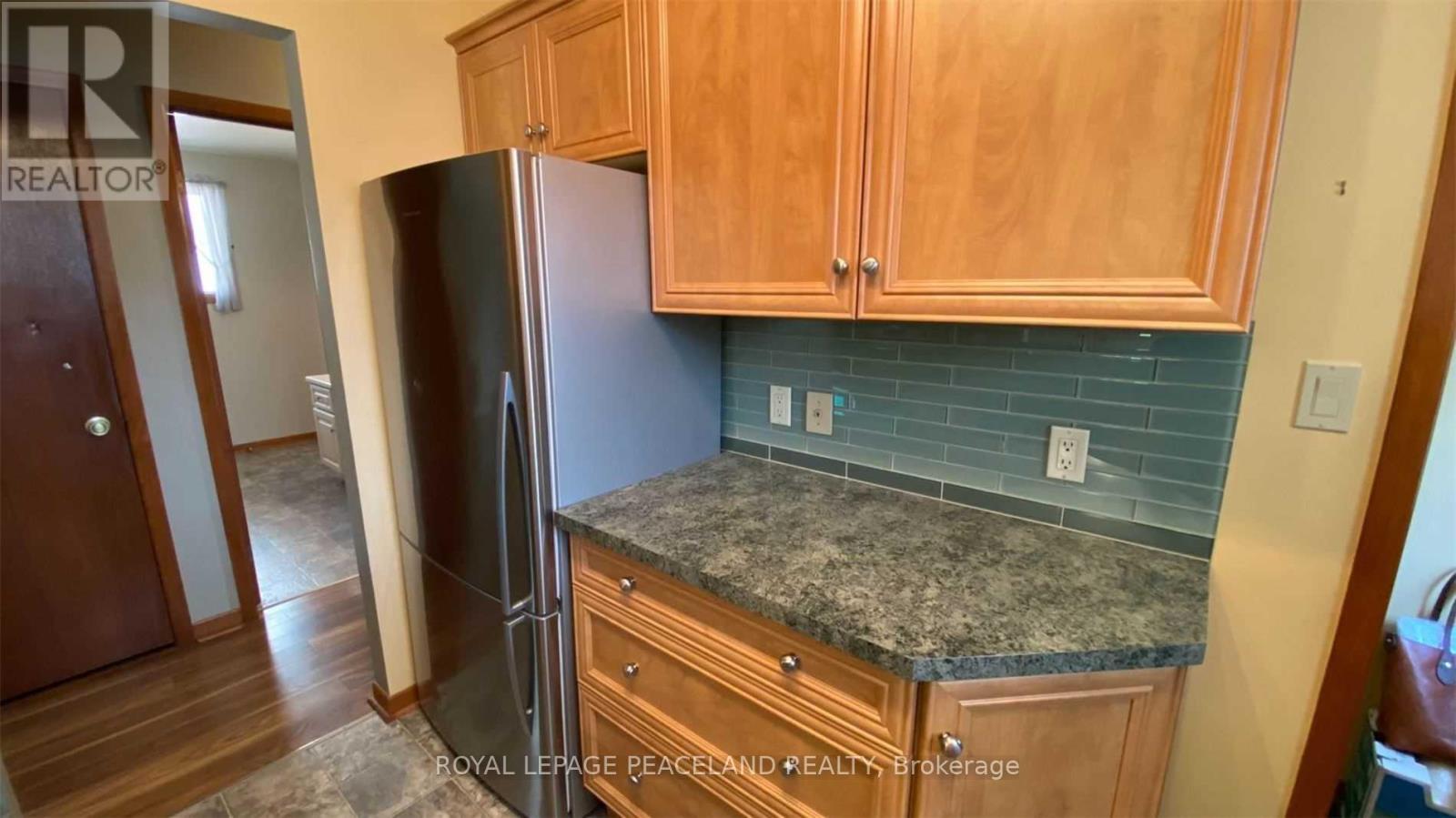 313 Main Street, St. Catharines, ON - Indoor Photo Showing Kitchen