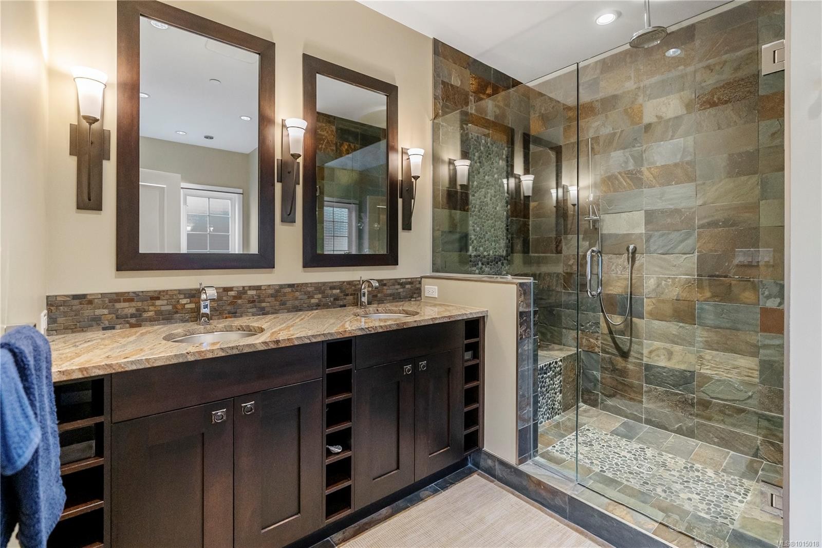 2212 Island Falls Pl, Langford, BC