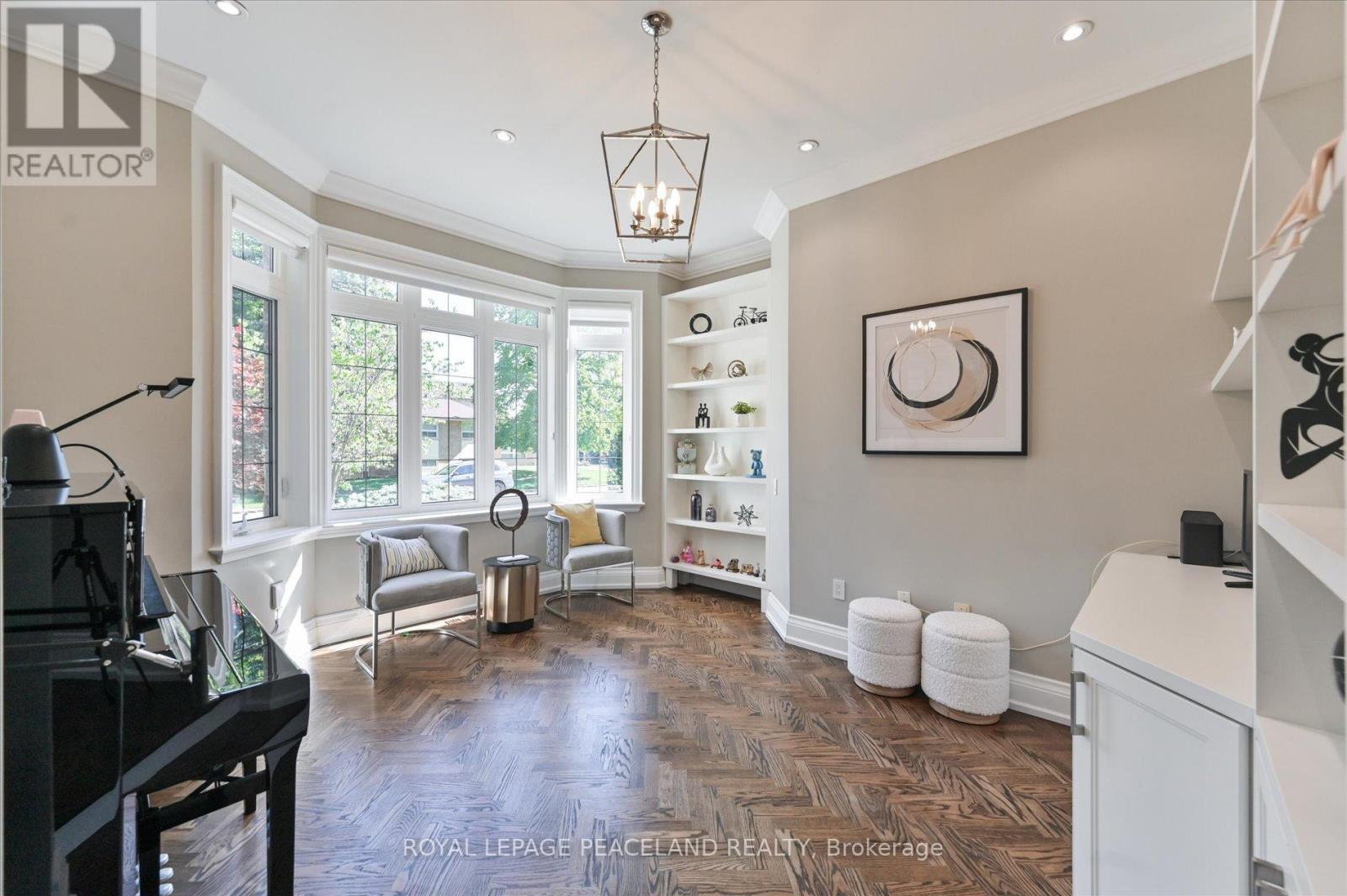 2 Flaremore Crescent, Toronto, ON - Indoor