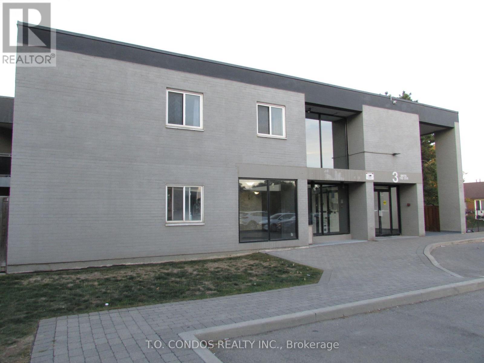 213 - 2001 Bonnymede Drive, Mississauga, ON - Outdoor