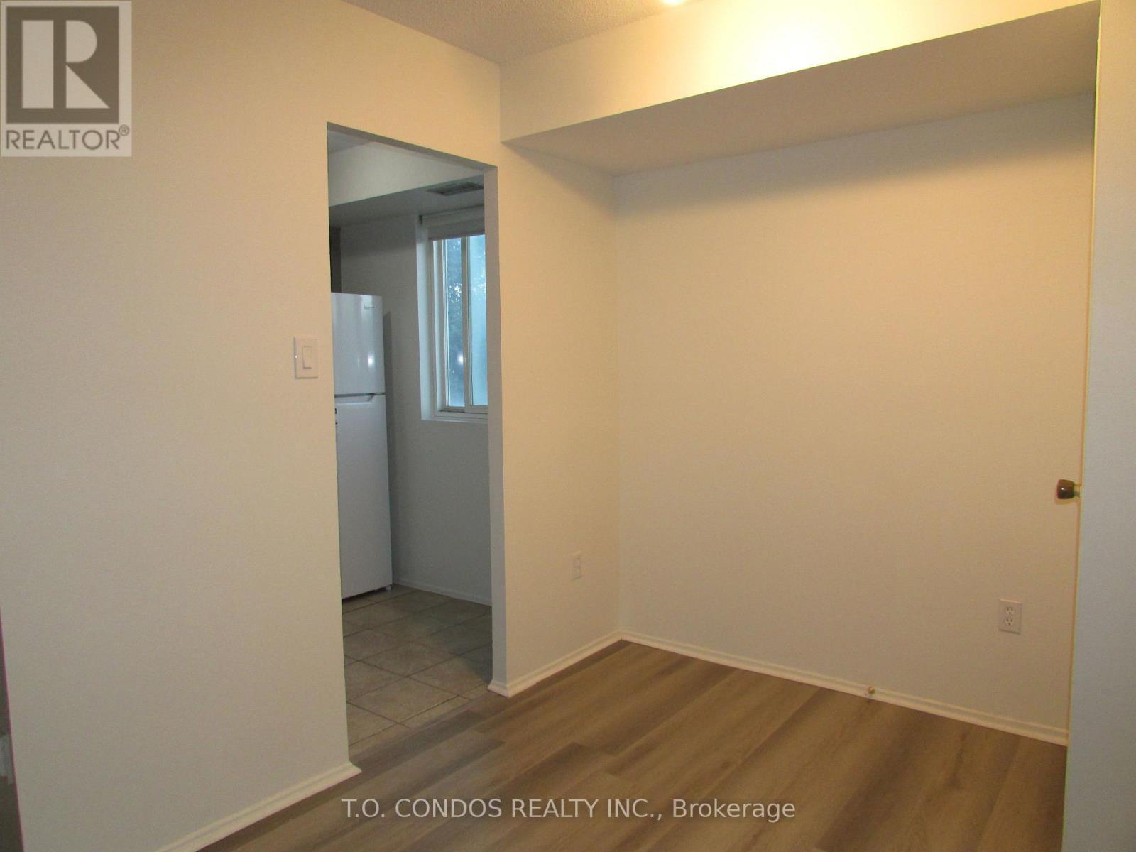 213 - 2001 Bonnymede Drive, Mississauga, ON - Indoor Photo Showing Other Room