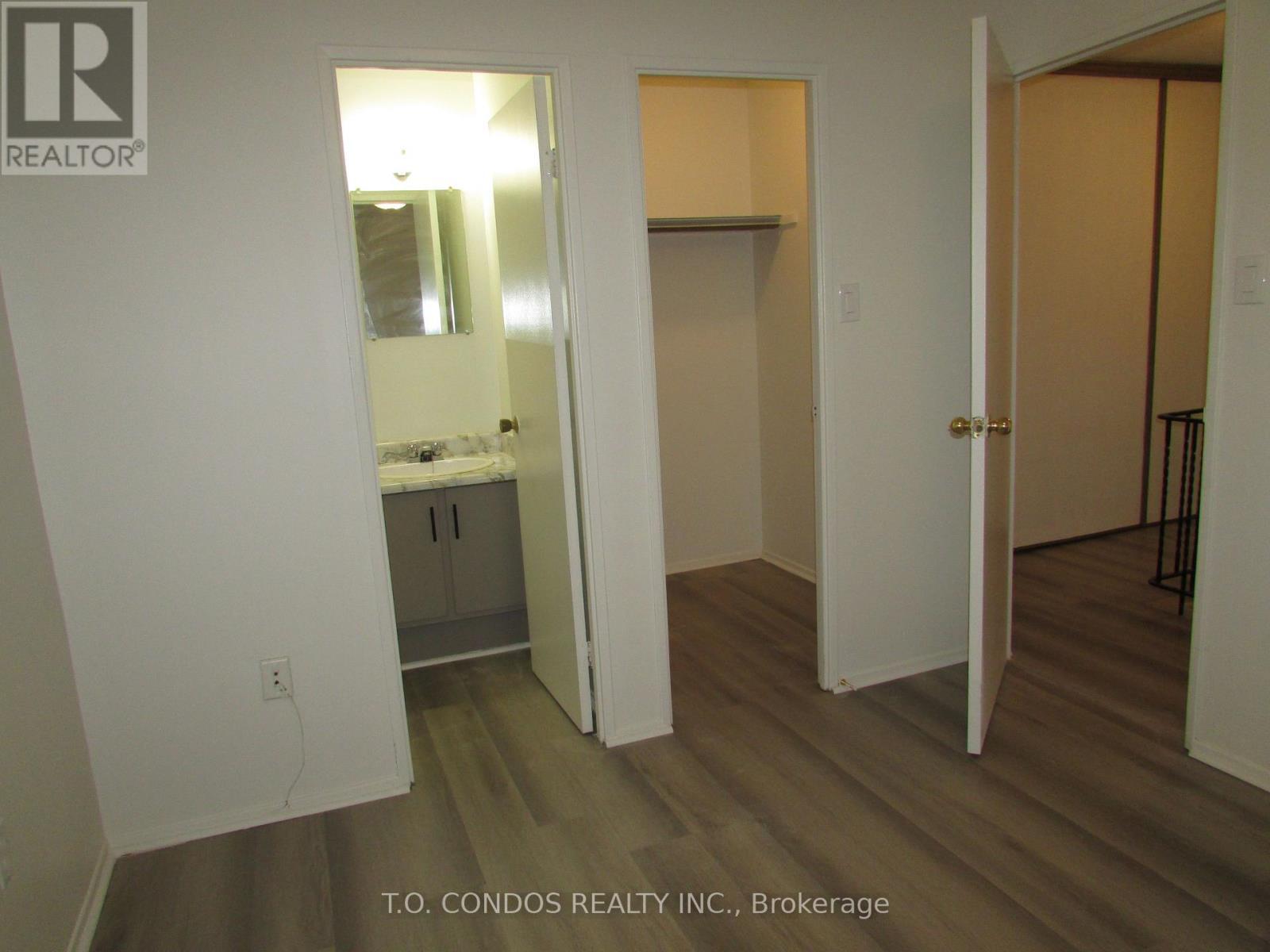 213 - 2001 Bonnymede Drive, Mississauga, ON - Indoor Photo Showing Other Room