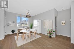 Photo Virtually Staged -