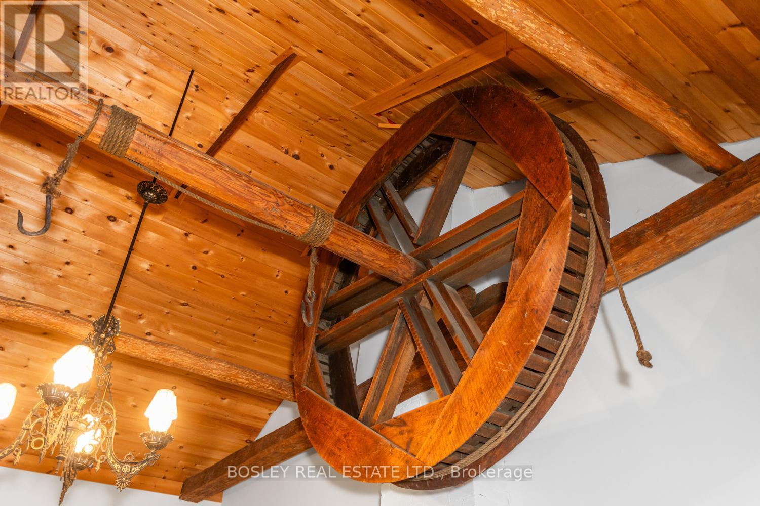 2247 Van Luven Road, Hamilton Township (Baltimore), ON - Indoor Photo Showing Other Room