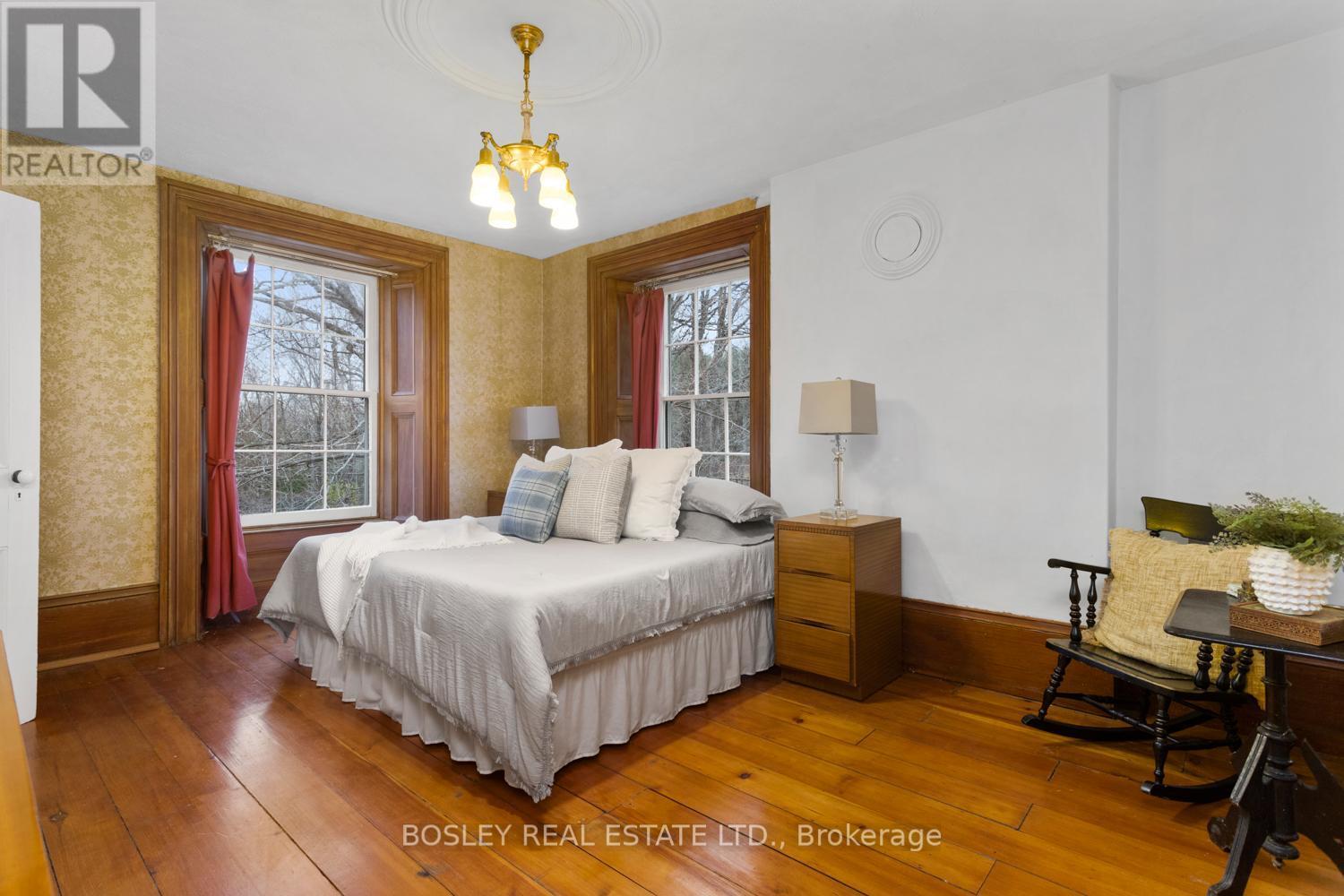 2247 Van Luven Road, Hamilton Township (Baltimore), ON - Indoor Photo Showing Bedroom