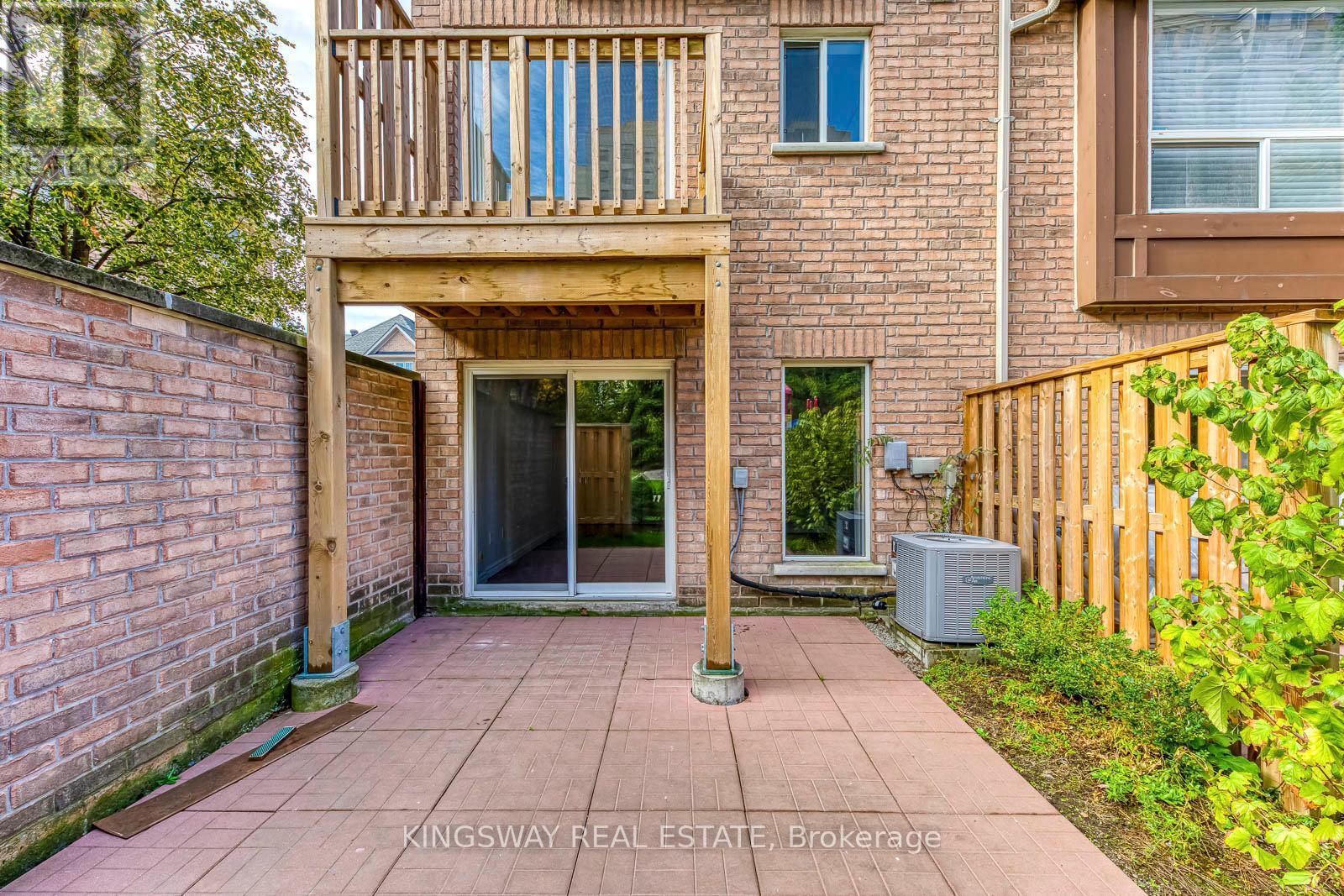 61 - 50 Strathaven Drive, Mississauga, ON - Outdoor With Exterior