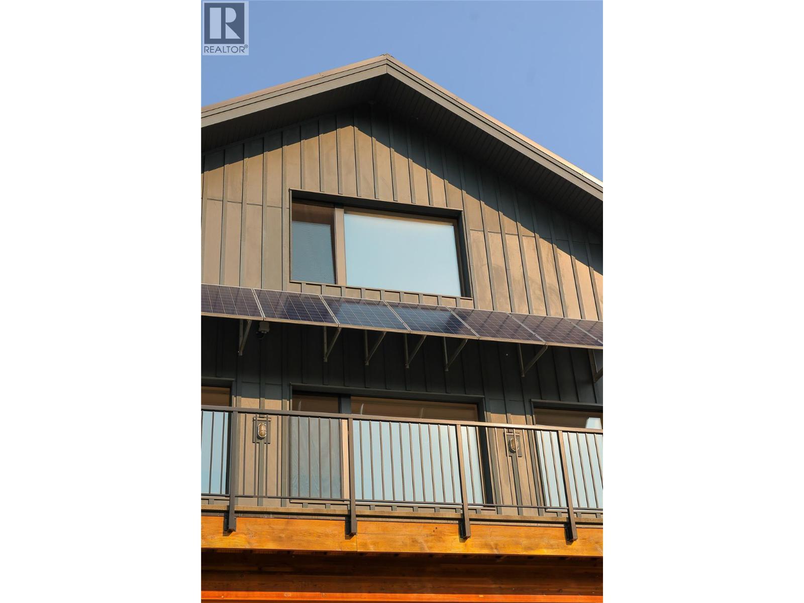 1006 Silvertip Road, Rossland, BC -