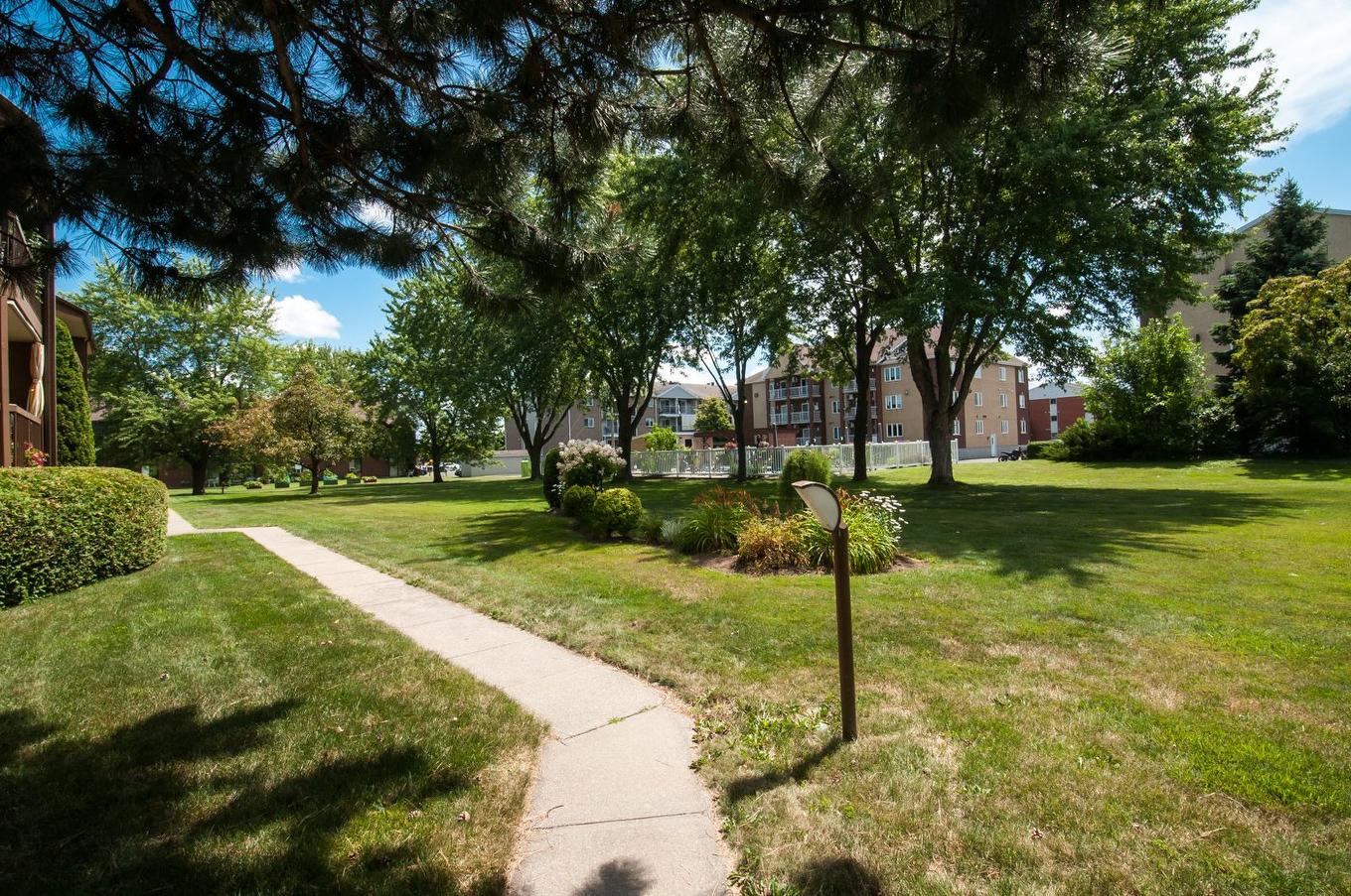 Vue d'ensemble - 202-580 Rue Marie-Derome, Saint-Jean-Sur-Richelieu, QC - Outdoor