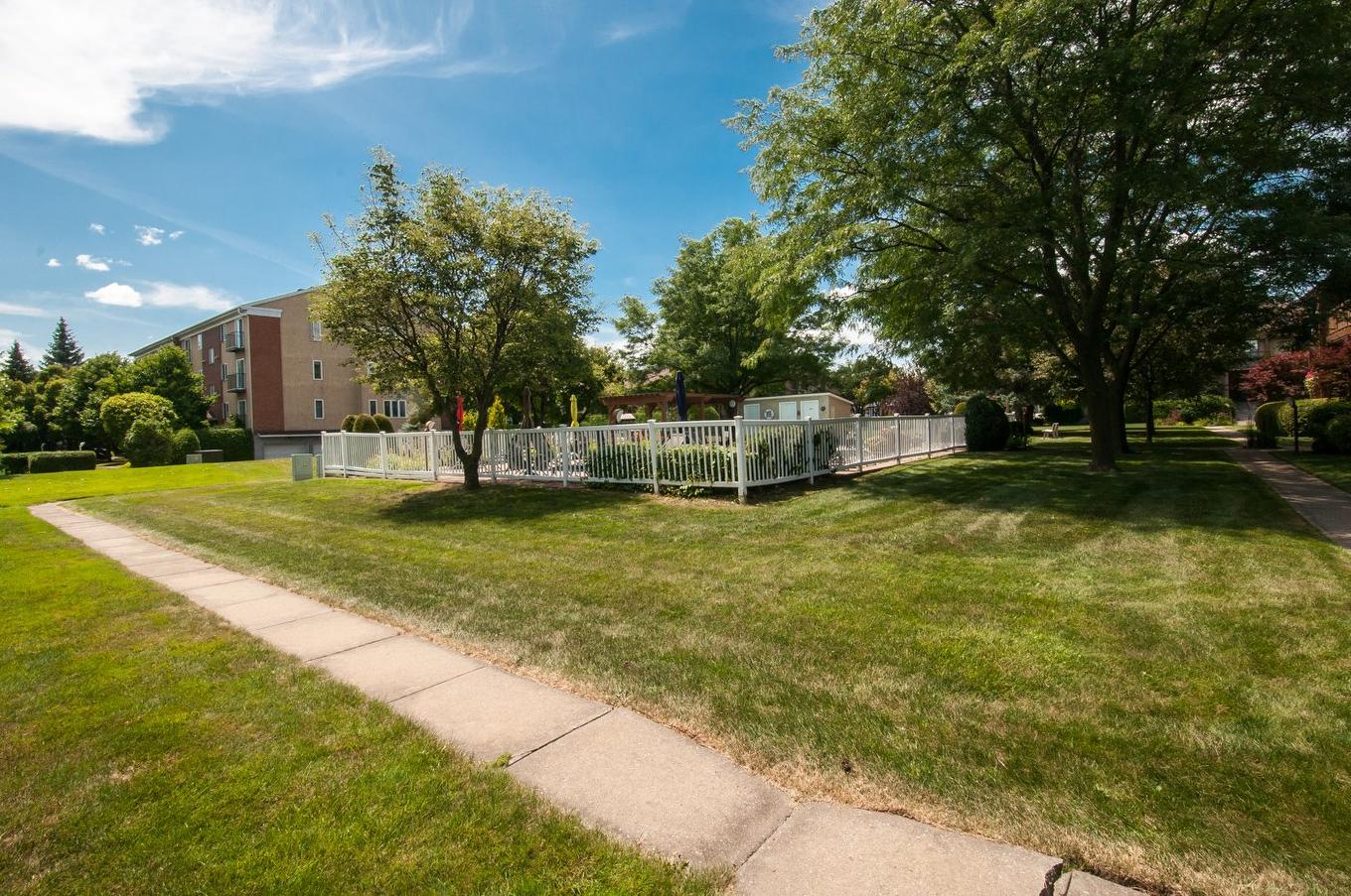 Vue d'ensemble - 202-580 Rue Marie-Derome, Saint-Jean-Sur-Richelieu, QC - Outdoor