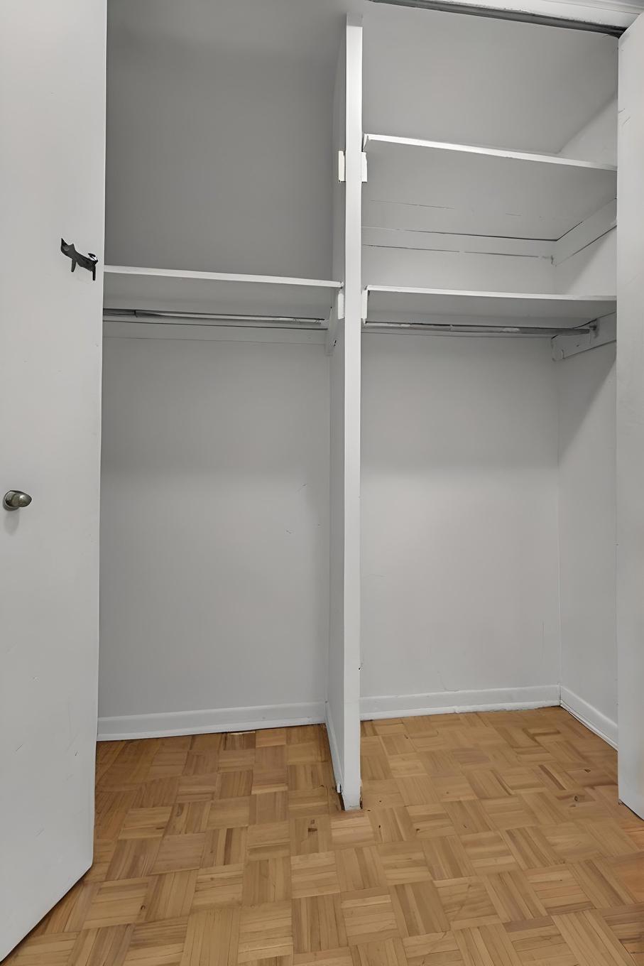 Storage - 205-1 Ch. De La Côte-Ste-Catherine, Montréal (Le Plateau-Mont-Royal), QC - Indoor With Storage