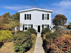 35 Dipper Harbour RD Dipper Harbour, NB E5J 1X1