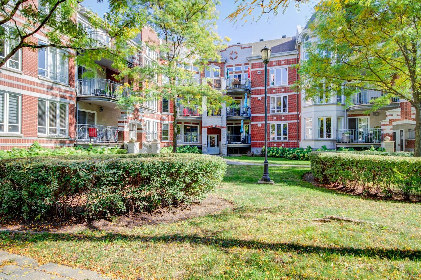 Façade - 1-34 Av. Ste-Hélène, Saint-Lambert, QC - Outdoor With Facade