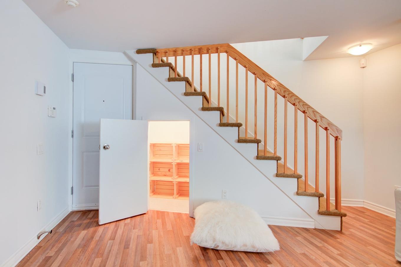 Cave/Chambre froide - 1-34 Av. Ste-Hélène, Saint-Lambert, QC - Indoor Photo Showing Other Room