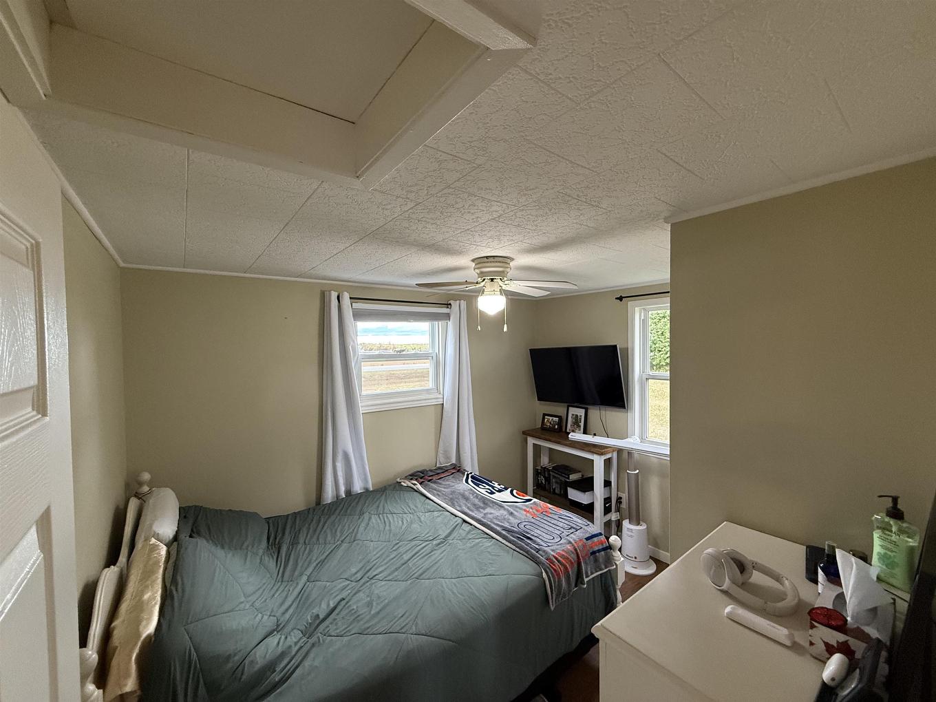 2491 Horne Cross Road, Brackley, PE