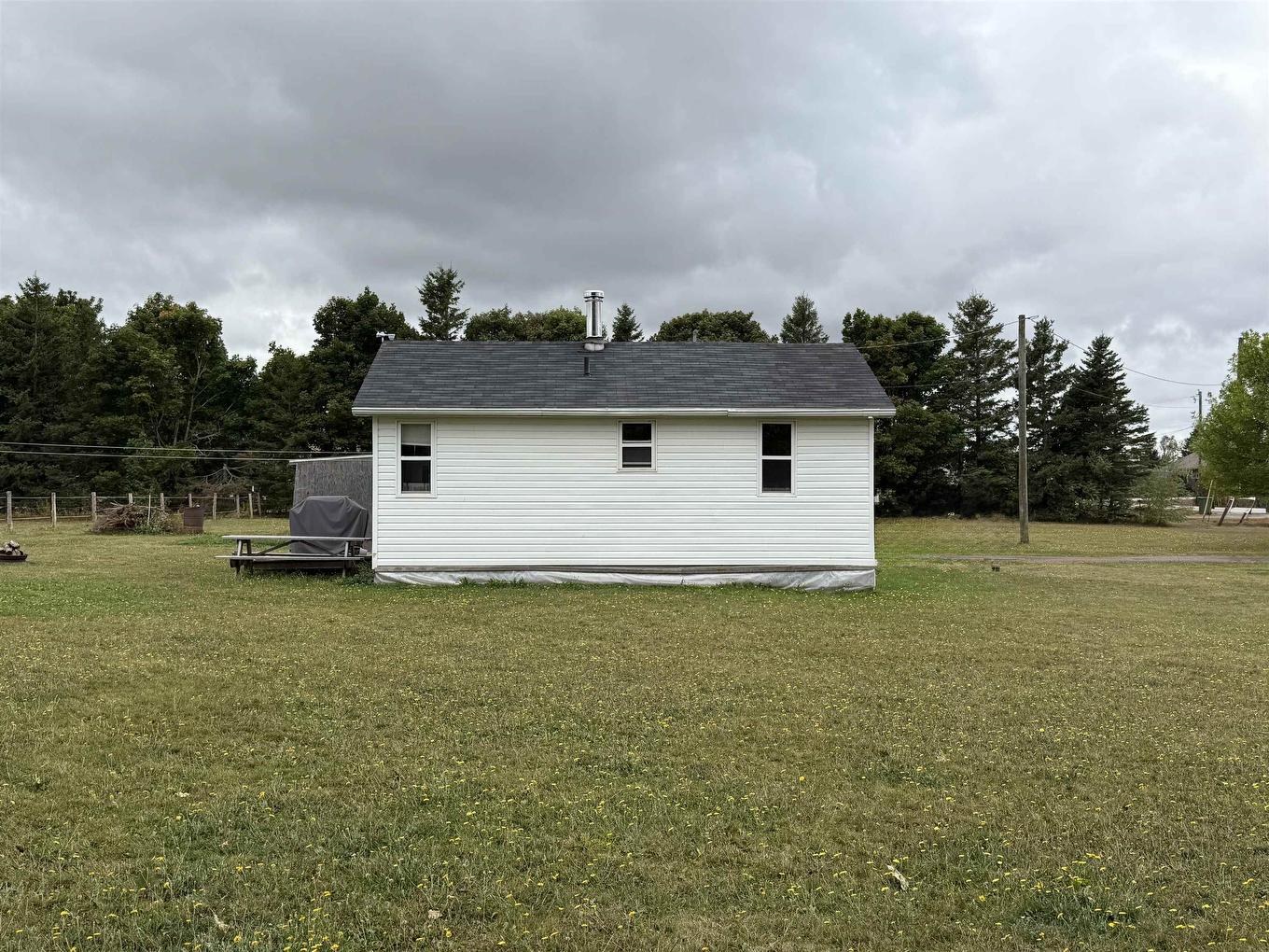 2491 Horne Cross Road, Brackley, PE