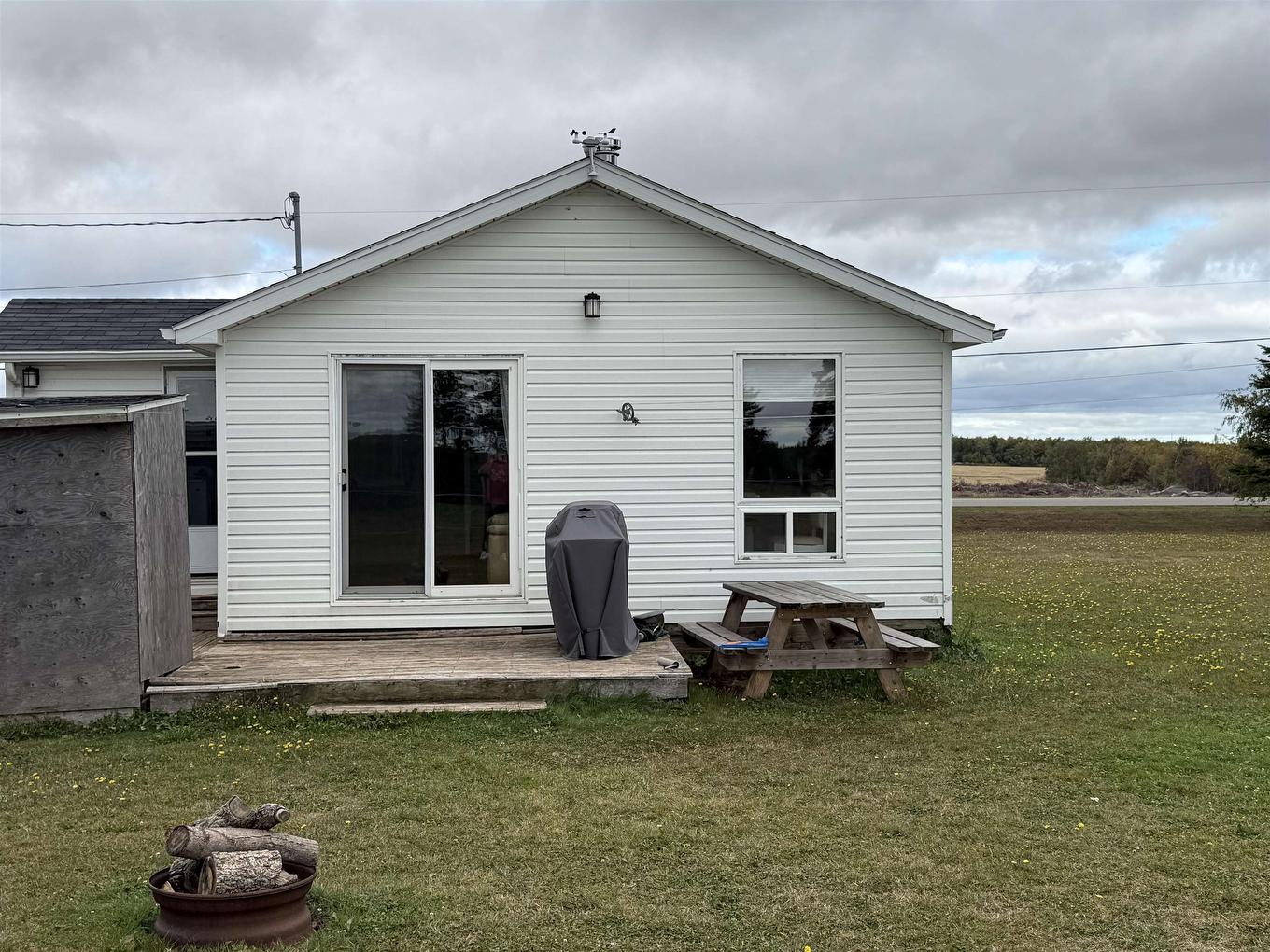 2491 Horne Cross Road, Brackley, PE