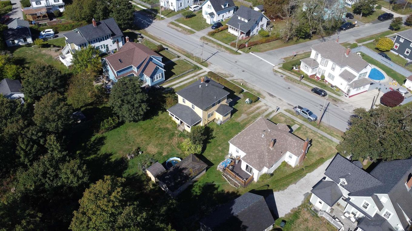 85 Cliff Street, Yarmouth, NS