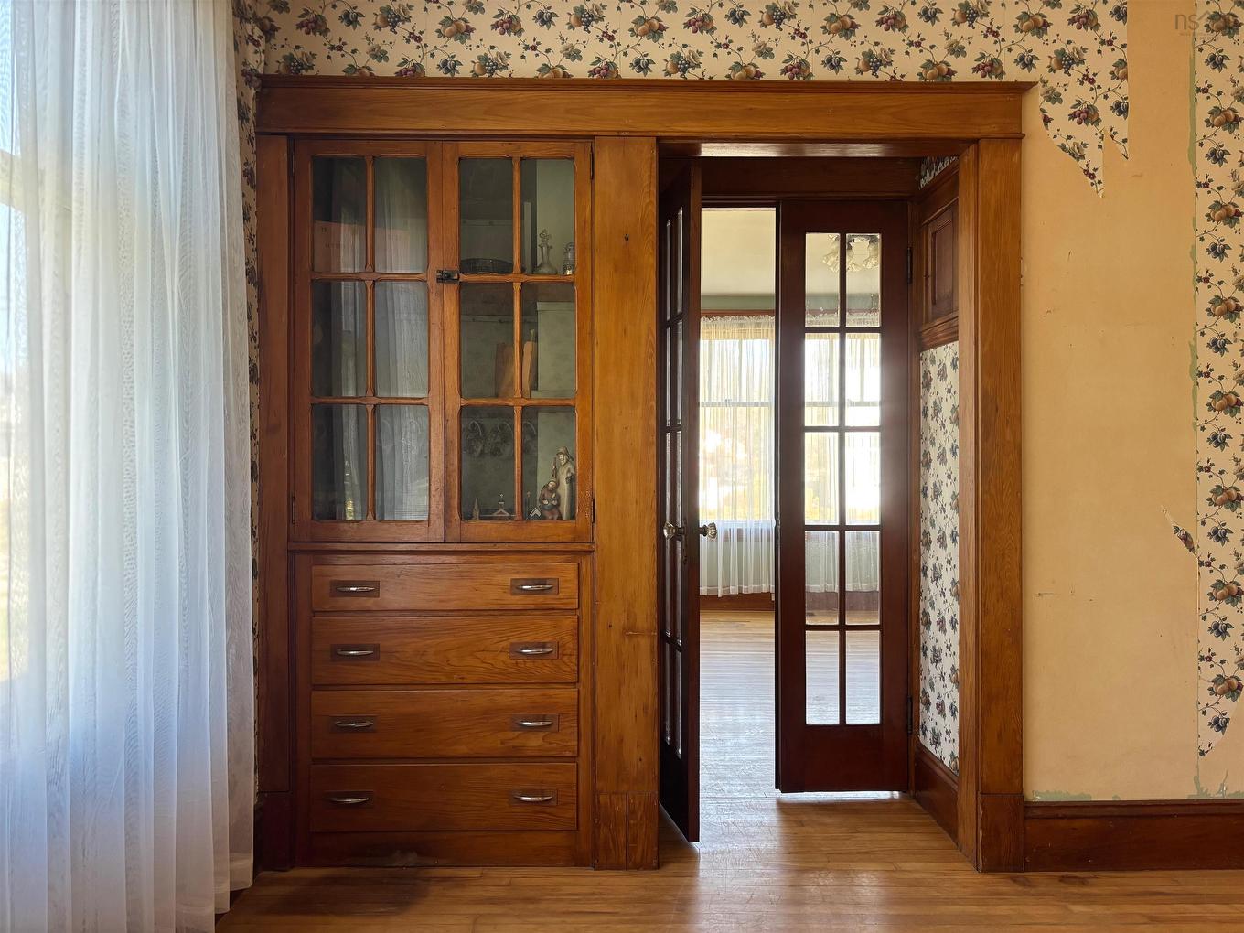 85 Cliff Street, Yarmouth, NS